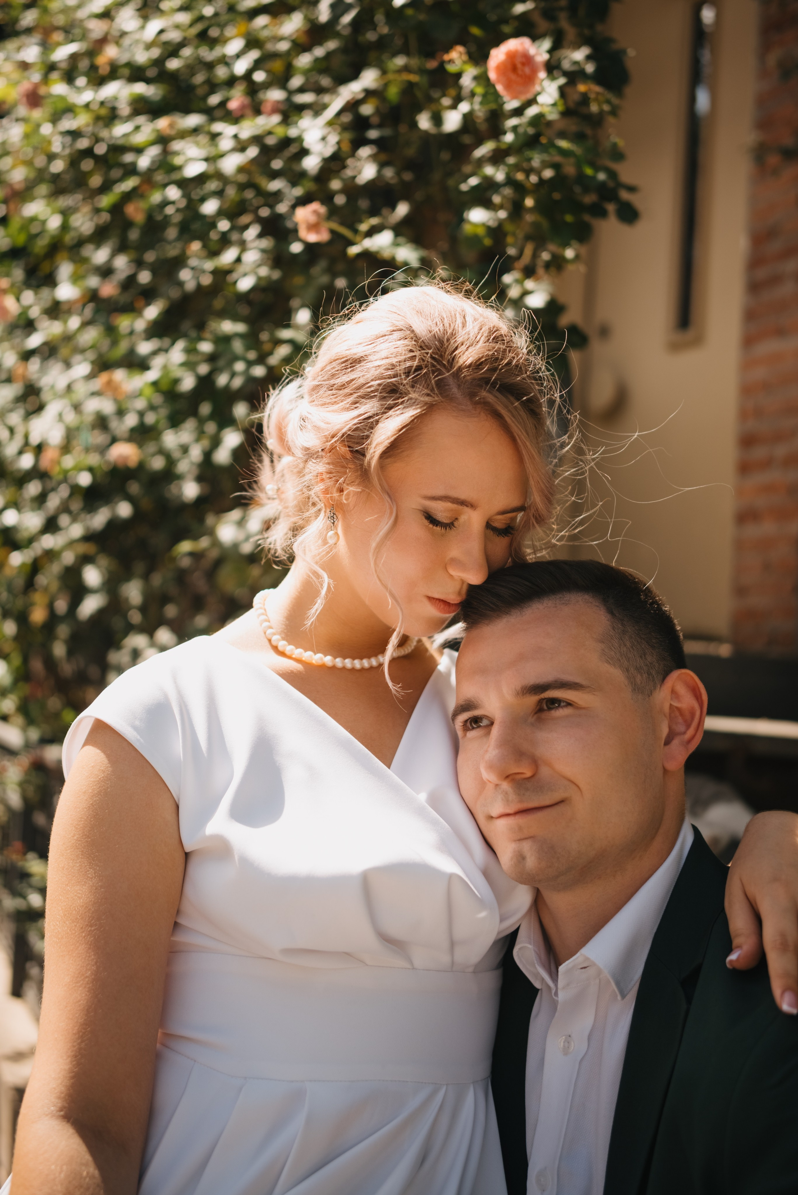 Свадебная прогулка Анны и Игоря. Портретный и свадебный фотограф в Тбилиси • xeniqo