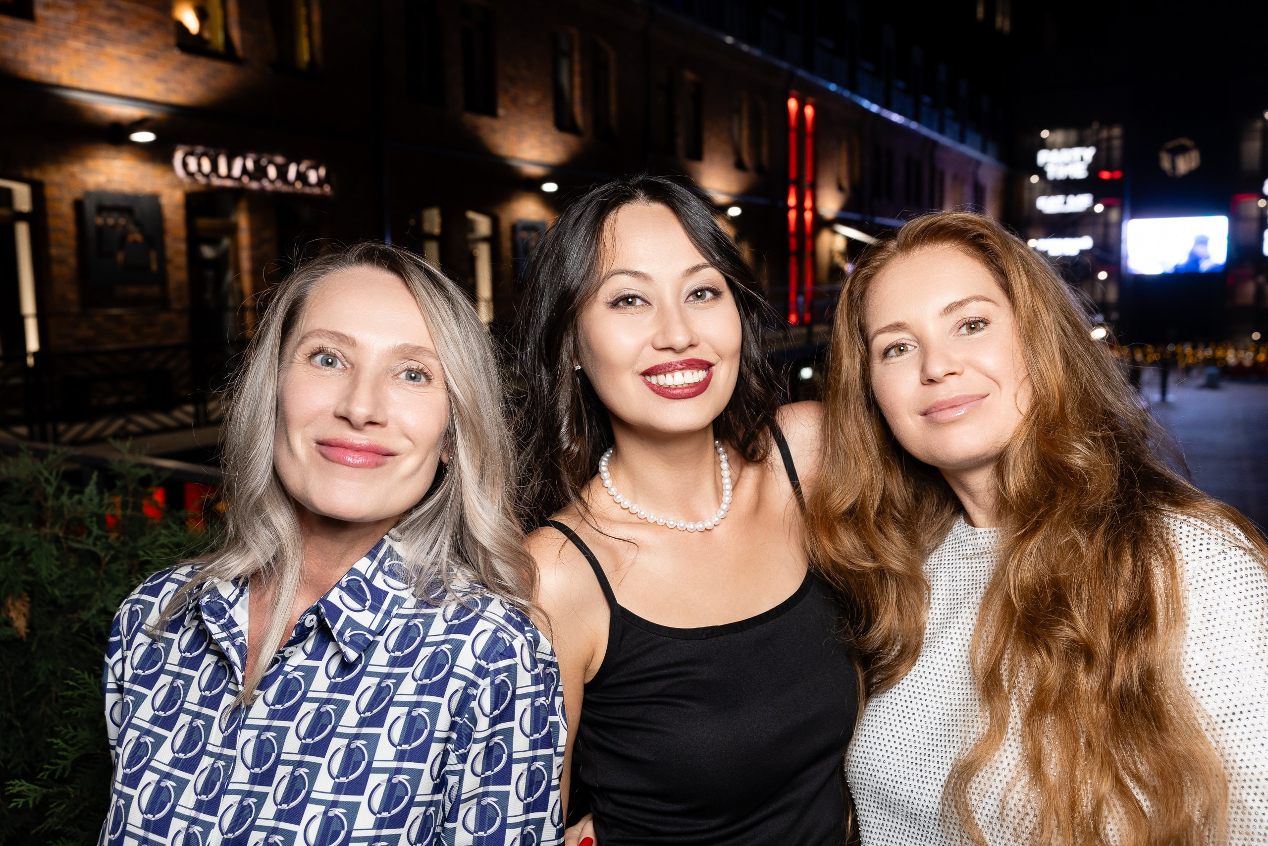 Выставка работ Дениса Шевчука в ресторане Attolini. Фотограф в Санкт-Петербурге — Сергей Петров