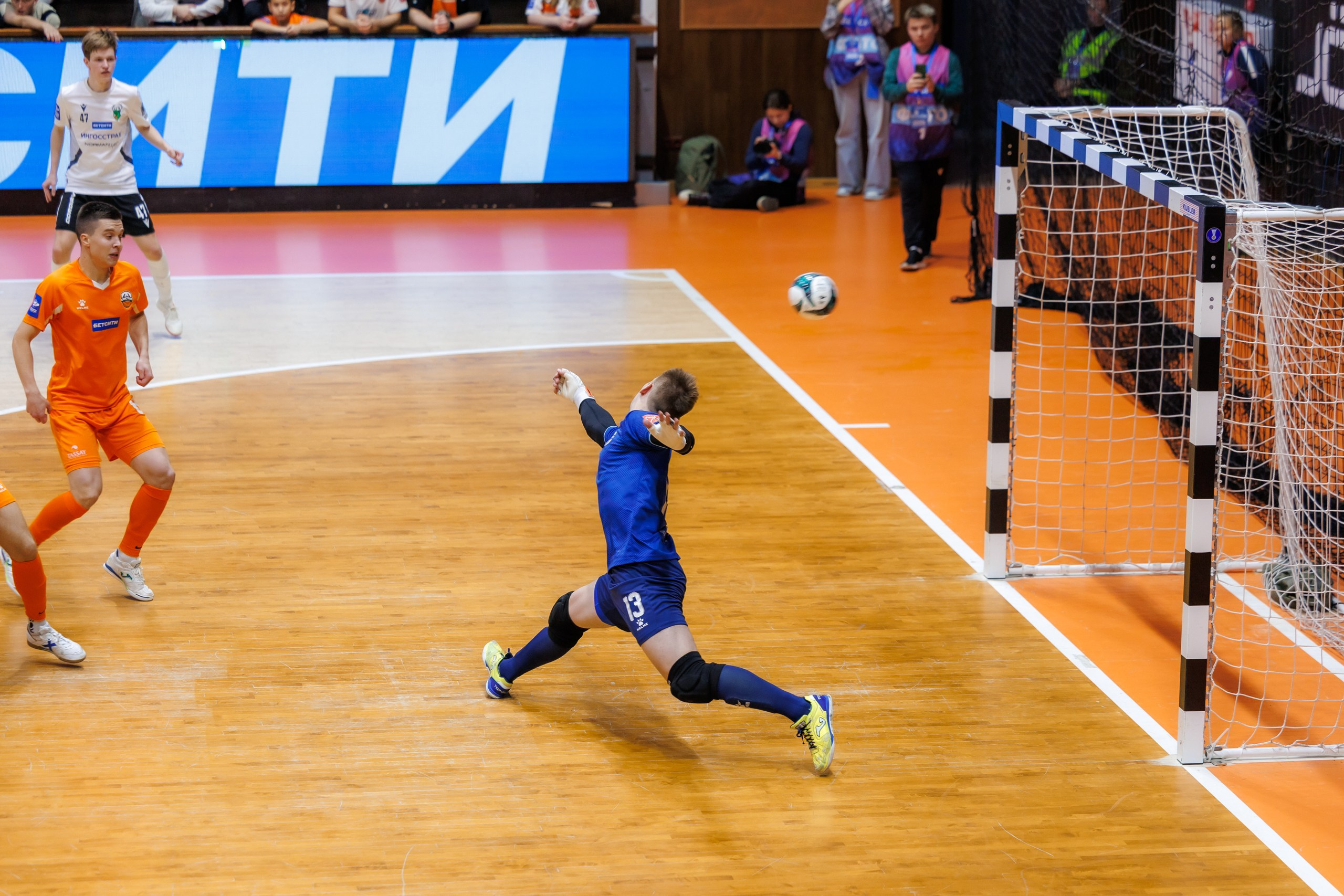 Мини-футбол Кристалл — Торпедо. Фотограф в Санкт-Петербурге — Сергей Петров