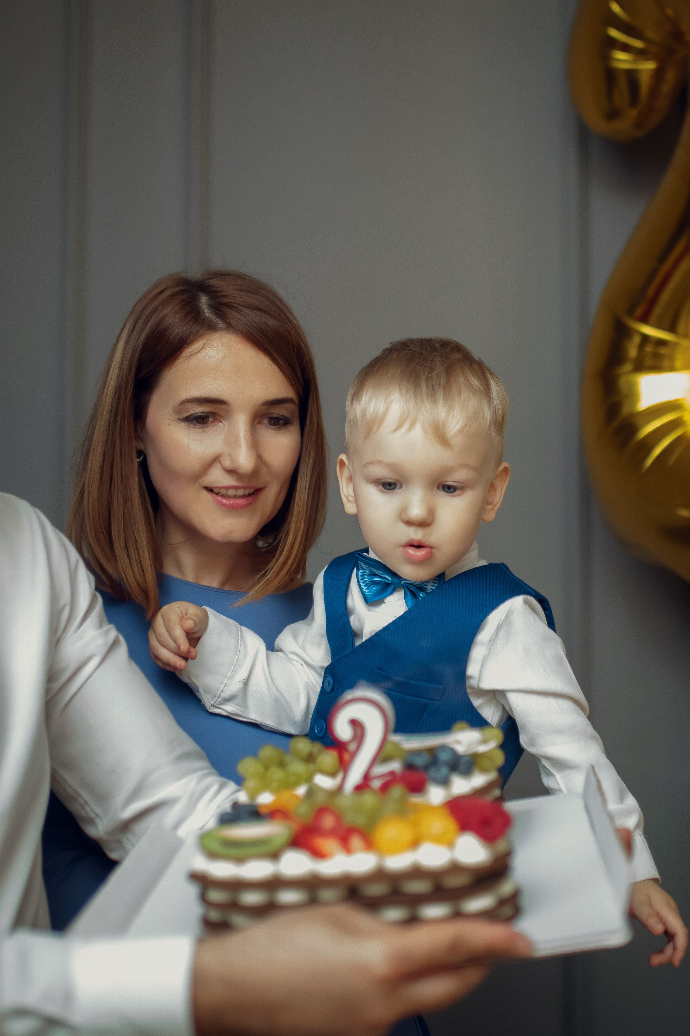 2 годика Артемию. Фотограф на Крещение, семейный фотограф в Москве