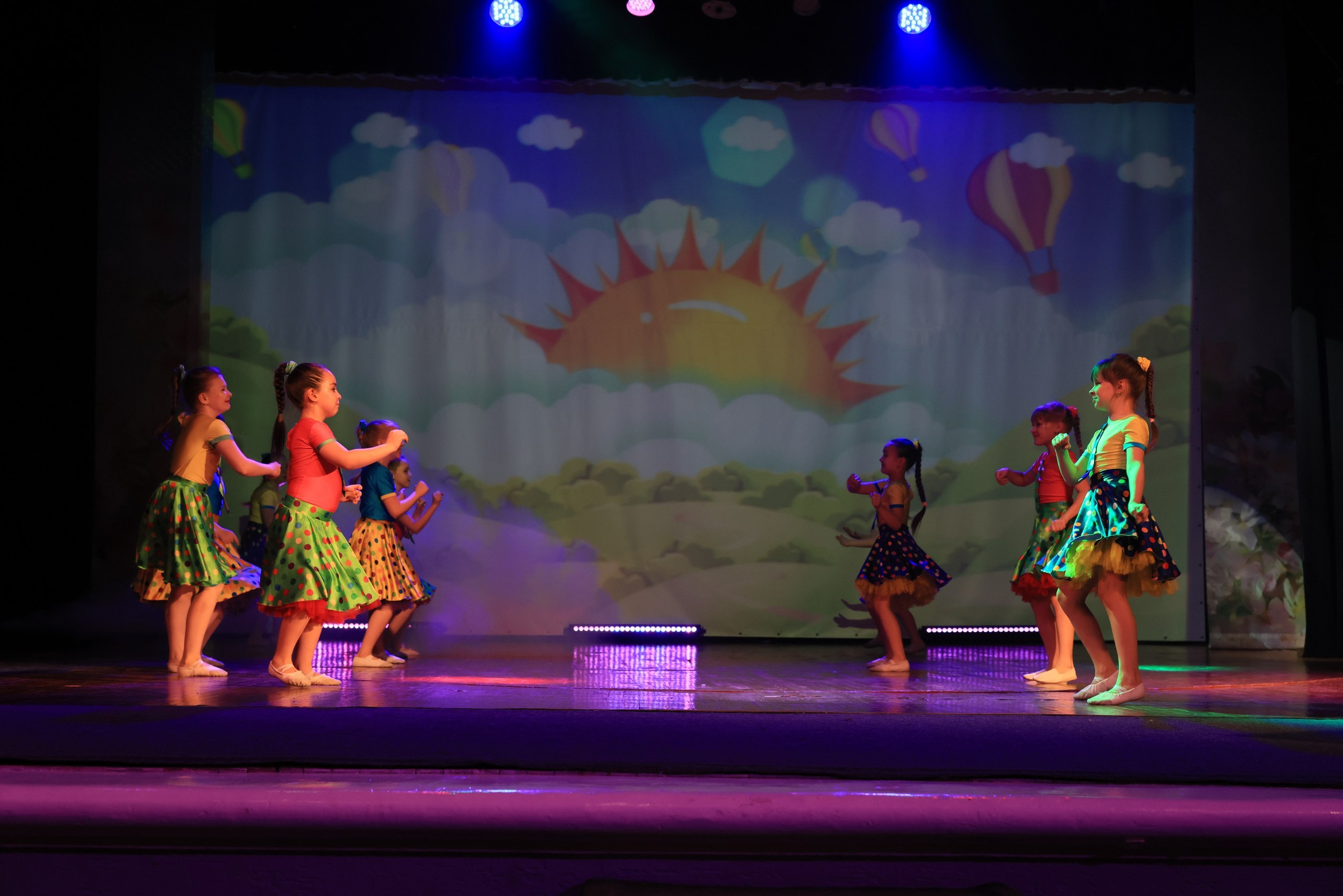 Концерт к 8 Марта в ДК «Металлург» г. Тула. Фотограф в Туле Крупский АнДРей. Фотостудия «КАДР71» в Туле