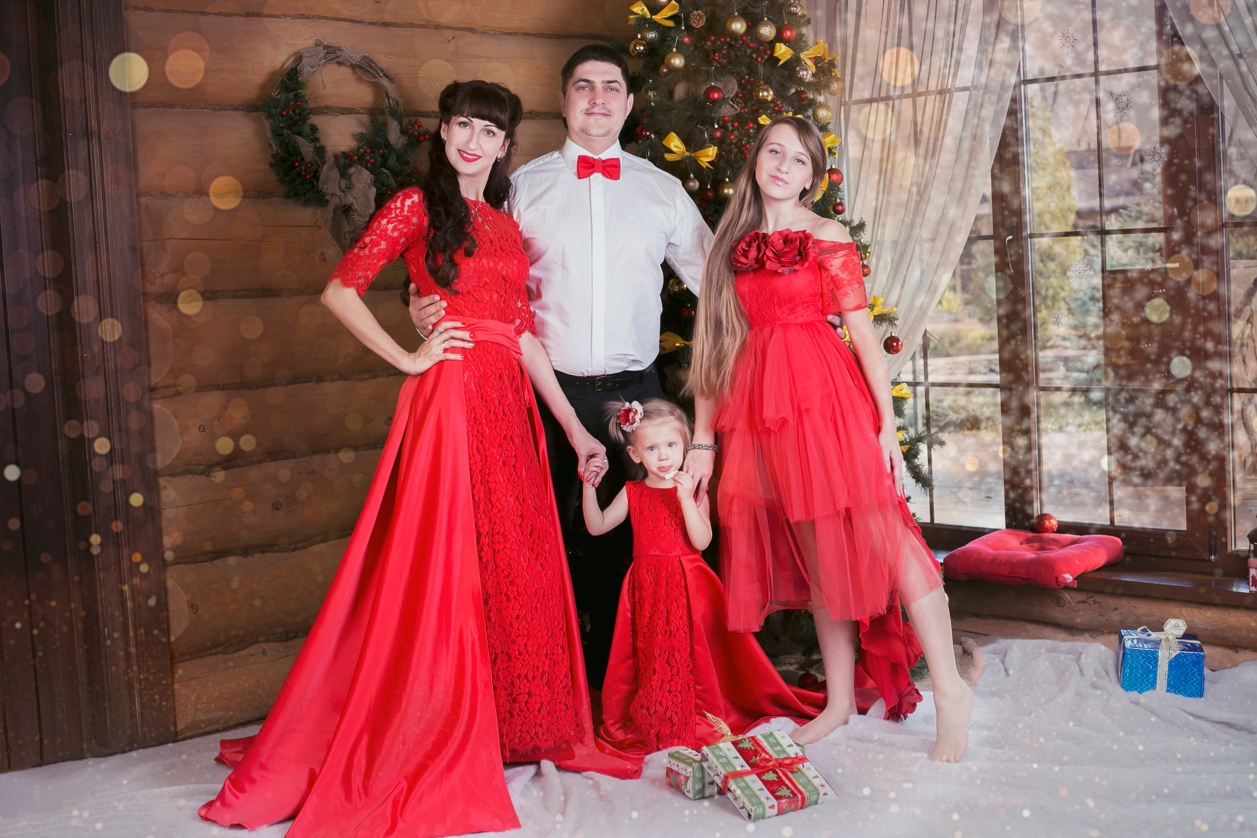 Новогодний фотопроект 2018,Новогодние фотосессии, Деревянная усадьба. Свадебный и семейный профессиональный фотограф в Ростове-на-Дону , Кри