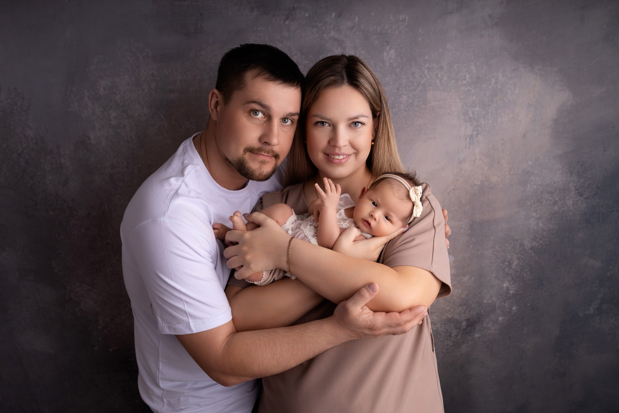 Семейные кадры от Elvira Kamaeva. Фотограф новорожденных малышей в Омске и Омской области Эльвира Камаева