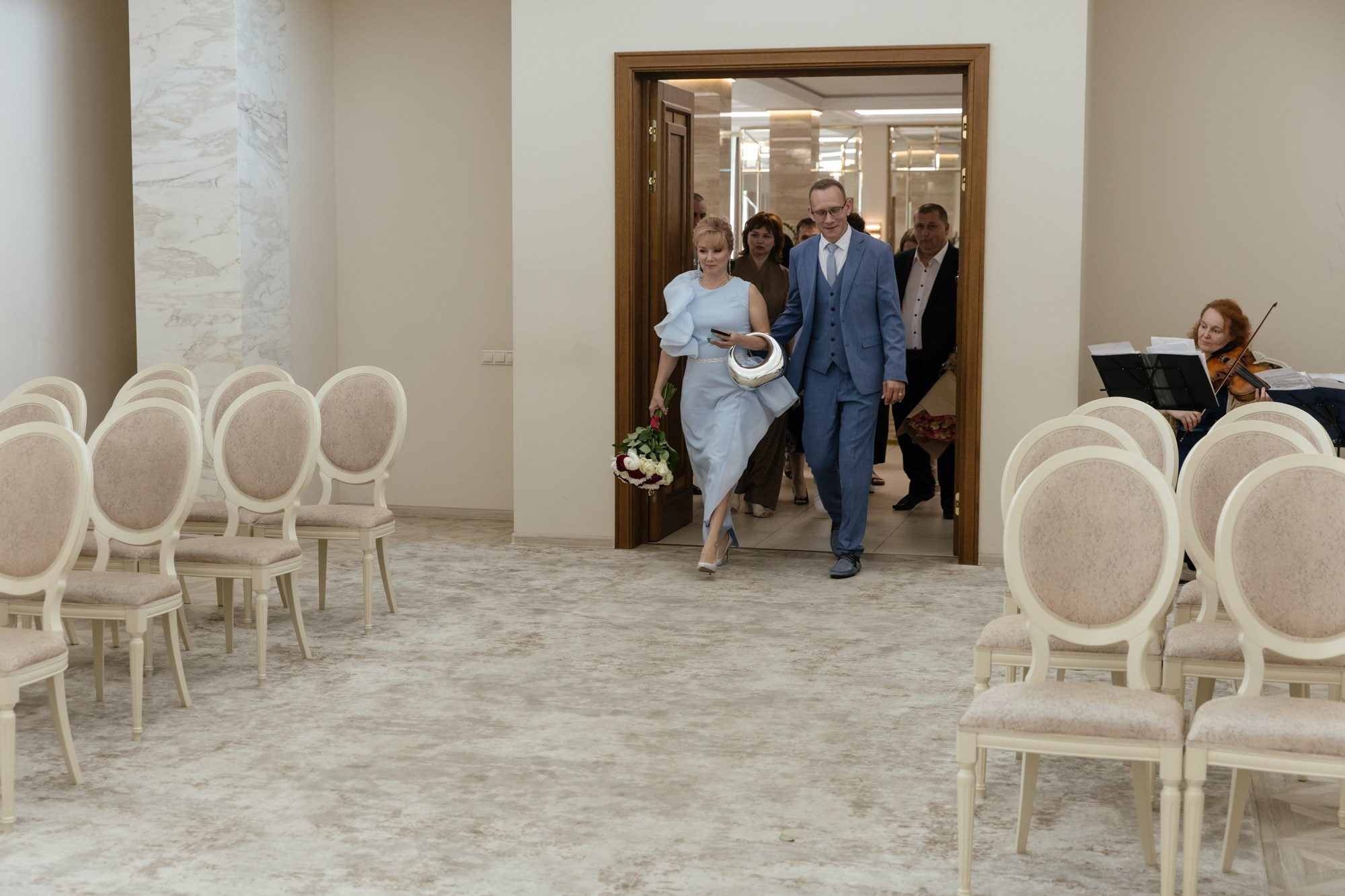 Марина и Артем — Пушкинская Библиотека. Фотограф Сергиев Посад Москва Хованская Екатерина