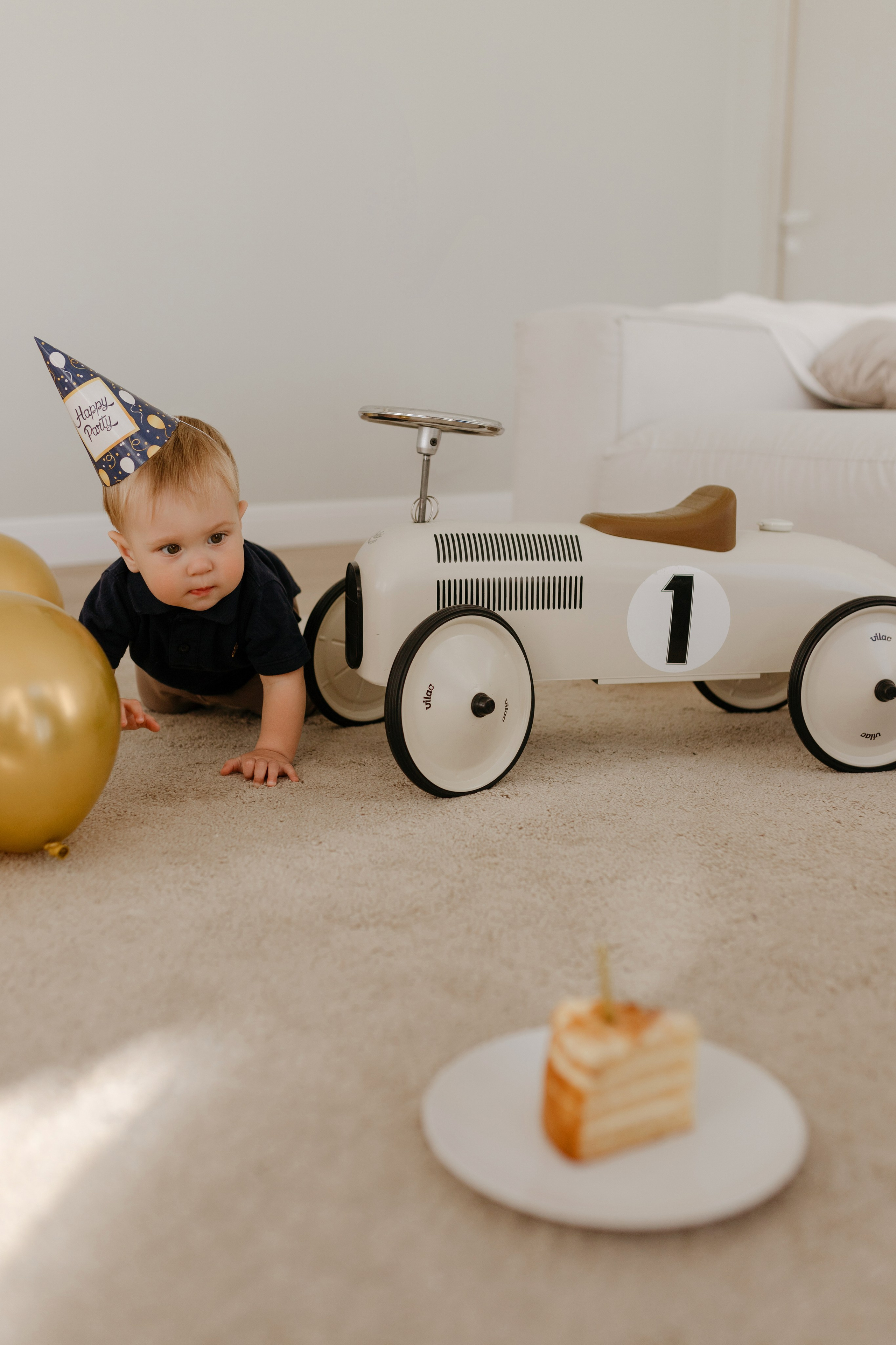 Семейная фотосессия в студии. Сестры Карабаза. Фотографы и ретушеры в Москве и Санкт-Петербурге