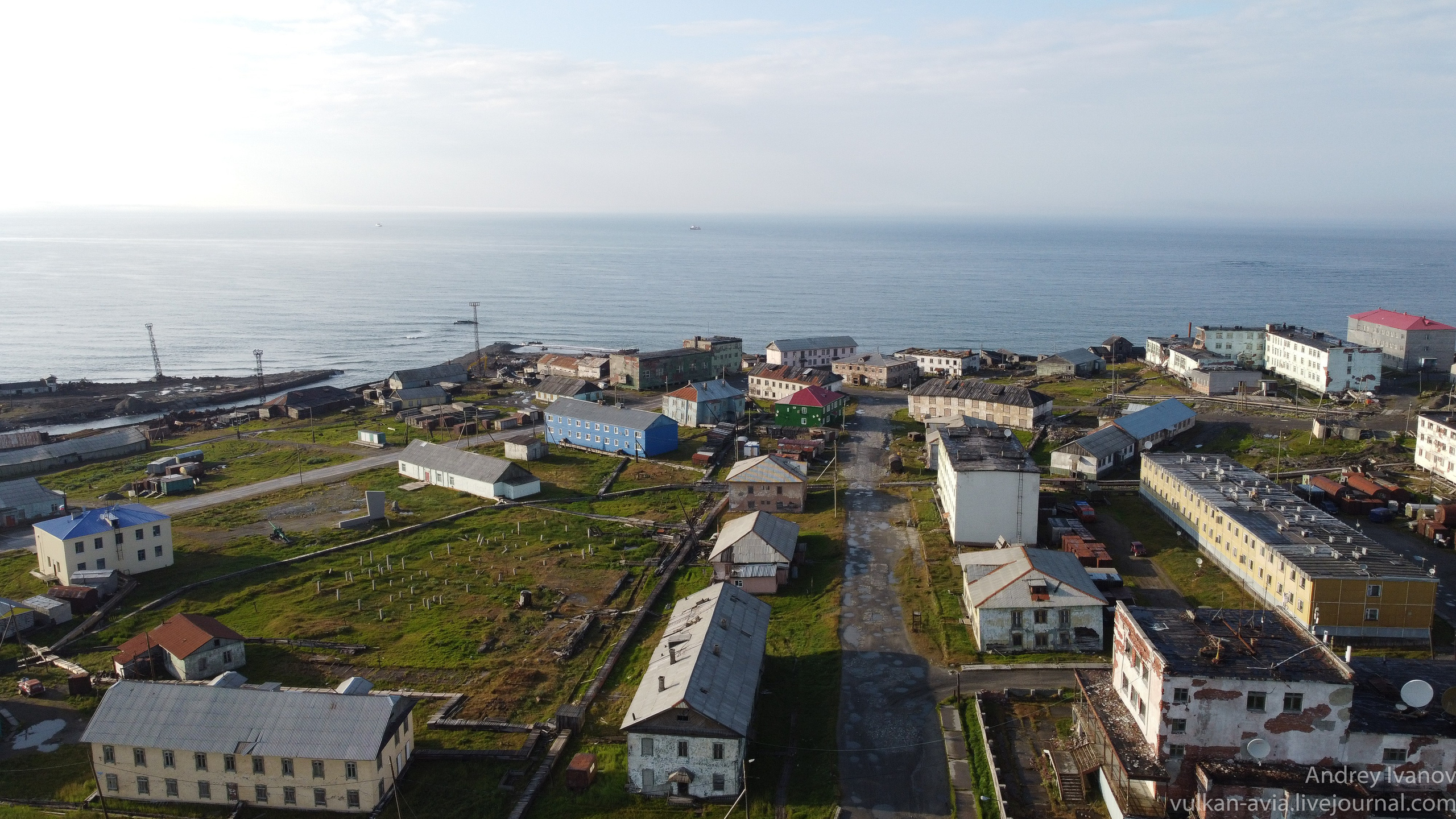 Амдерма — наука (2020 г.). Фотоальбом показывающий увлекательный мир авиации и мир медведей Андрея Иванова