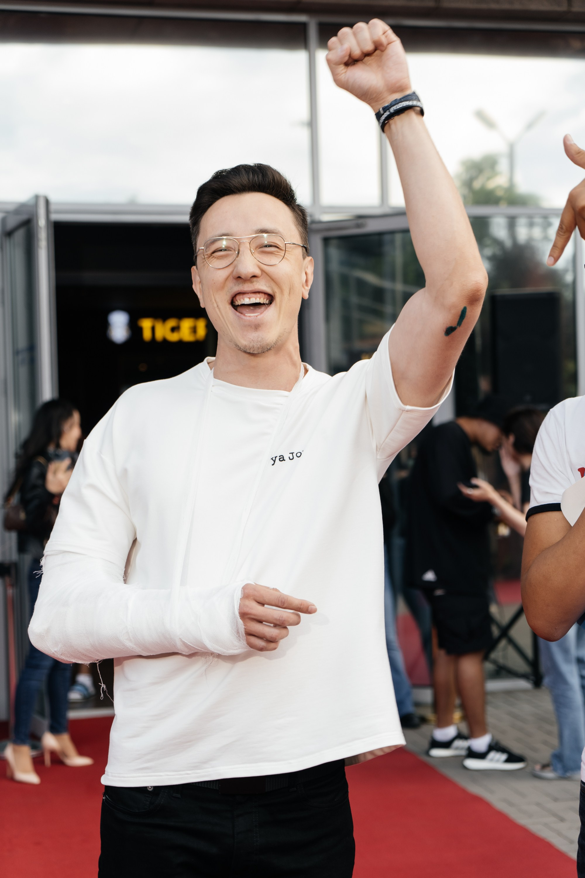 Kino park. Свадебный фотограф алматы Шожебаев Кайрат