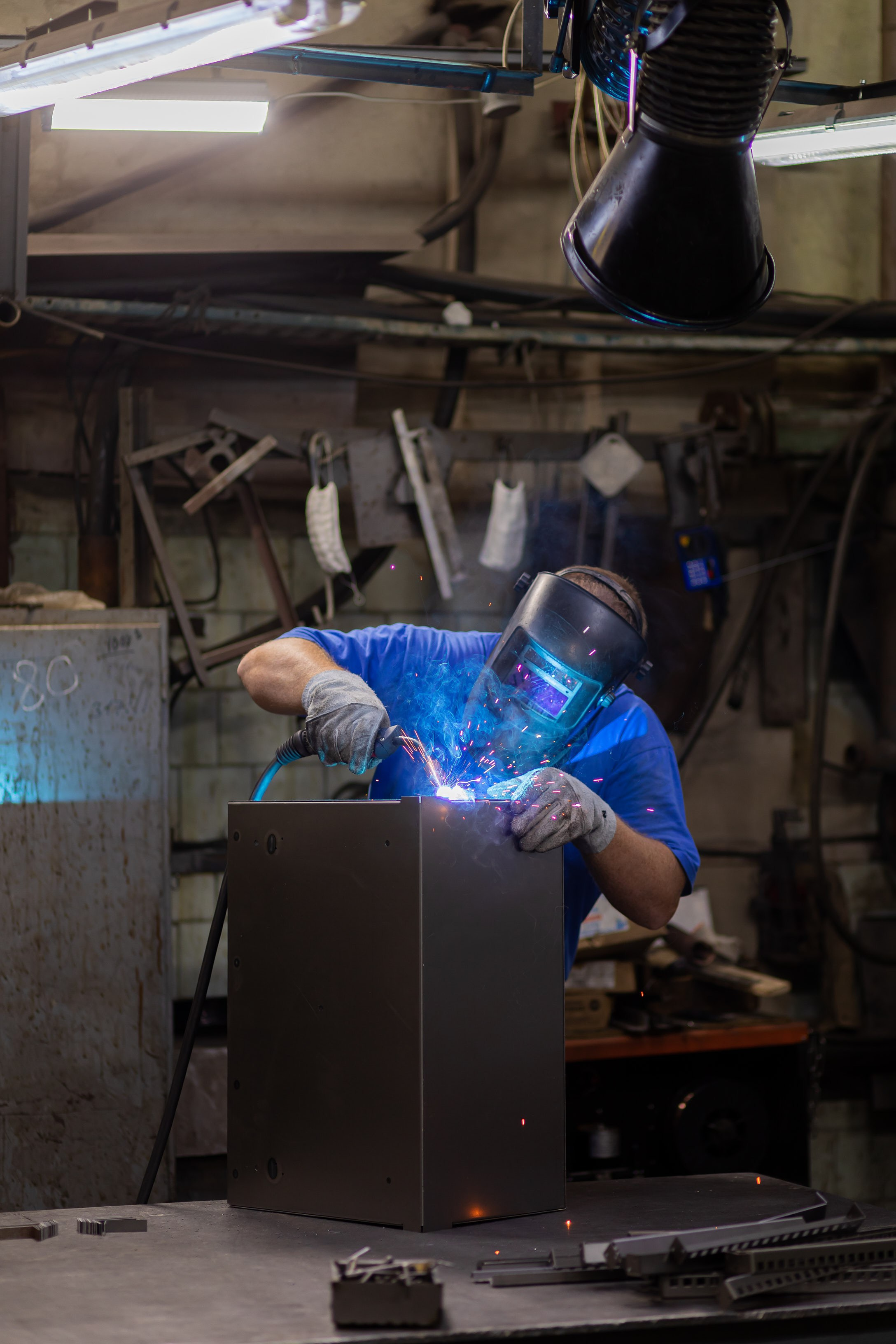 Съемка для производственных предприятий | Эффективная реклама, основанная на сильных визуальных акцентах