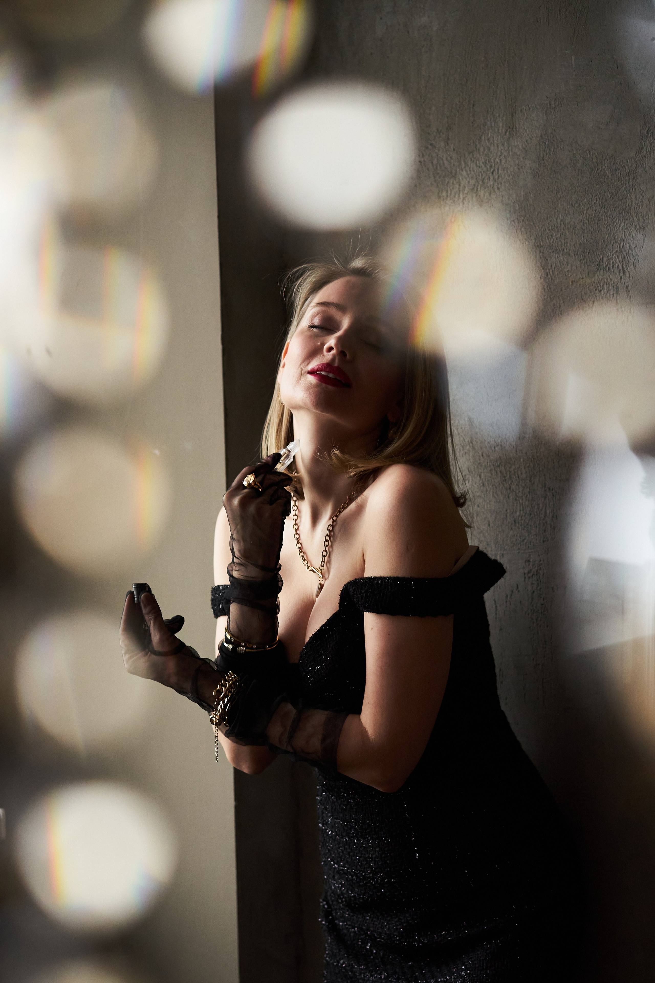 Съемка для рекламы парфюма. Фотограф Екатеринбург Кокшарова Александра