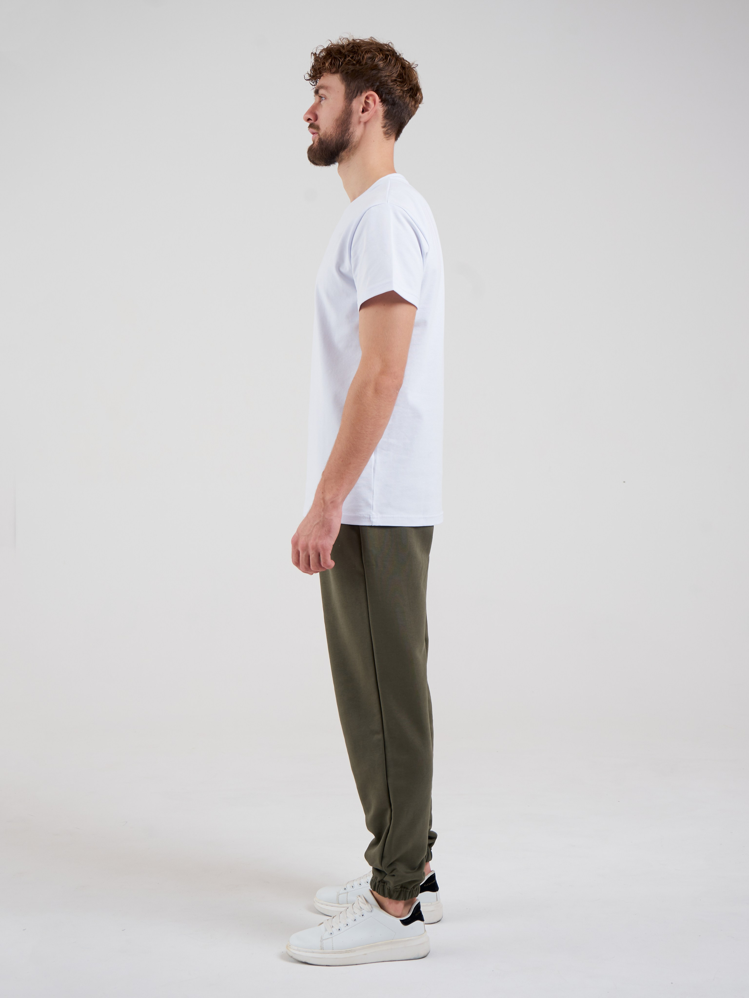 Съемка для рекламы одежды на маркетплейсах. Фотограф Екатеринбург Кокшарова Александра