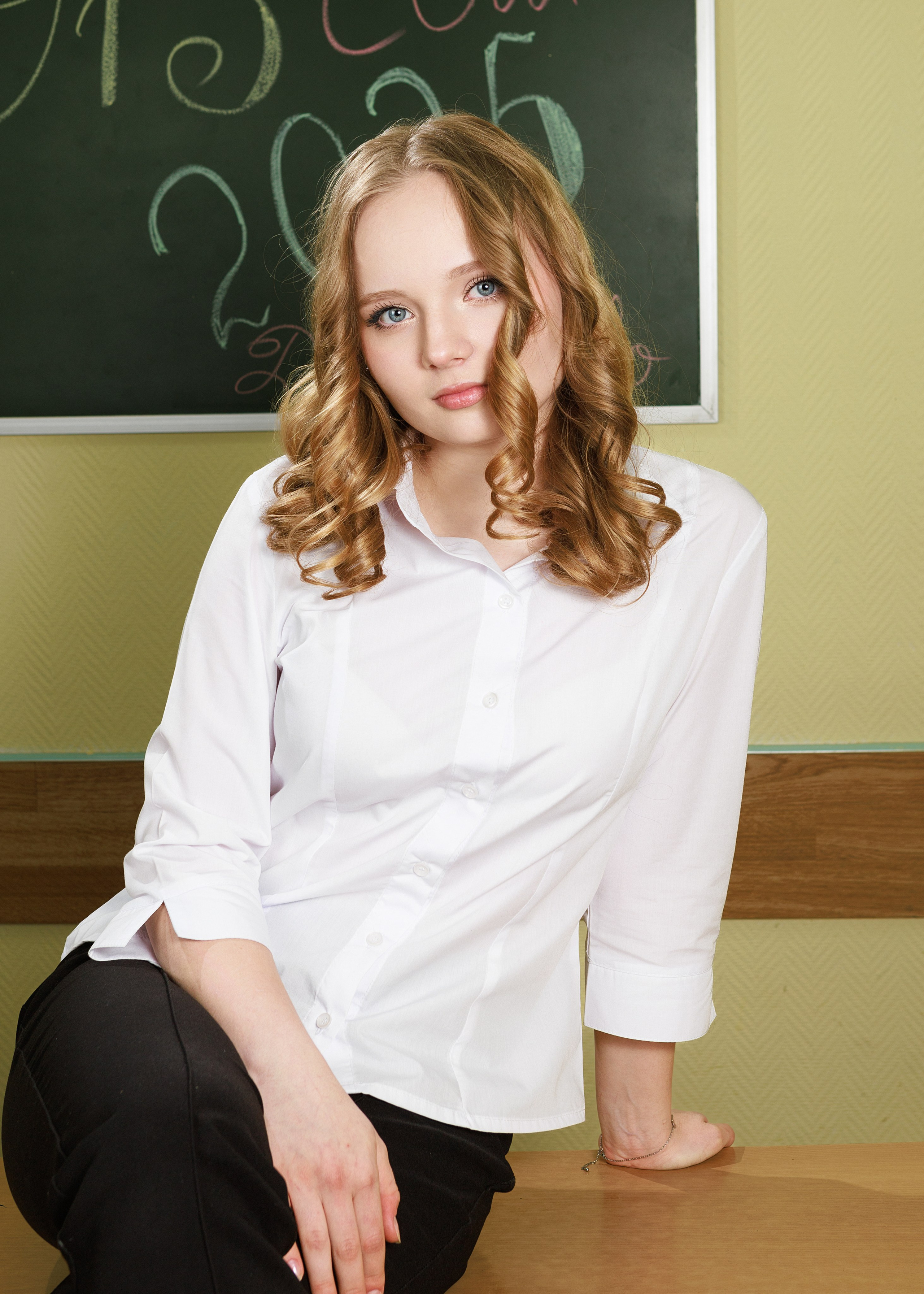 Школа 9 — 11 классы. Выпускные альбомы для школ и детских садов