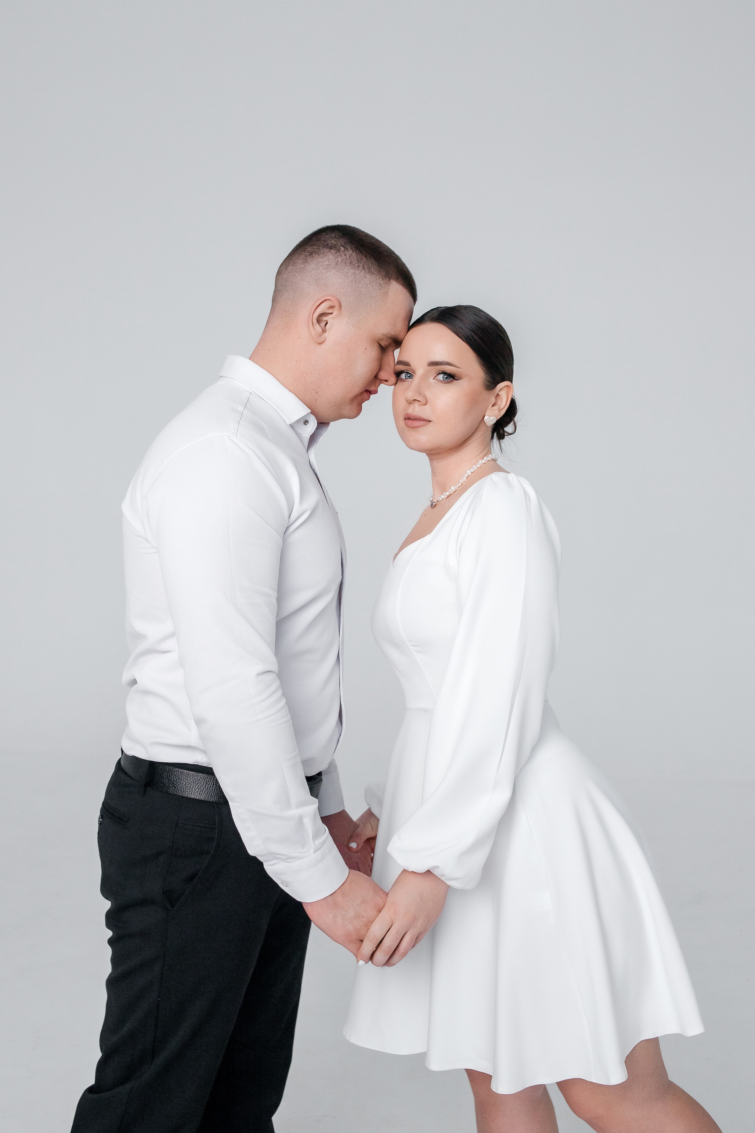 Свадебная фотосессия в фотостудии Нижнего Новгорода. Свадебный фотограф и фотограф Love-Store в Нижнем Новгороде Анастасия