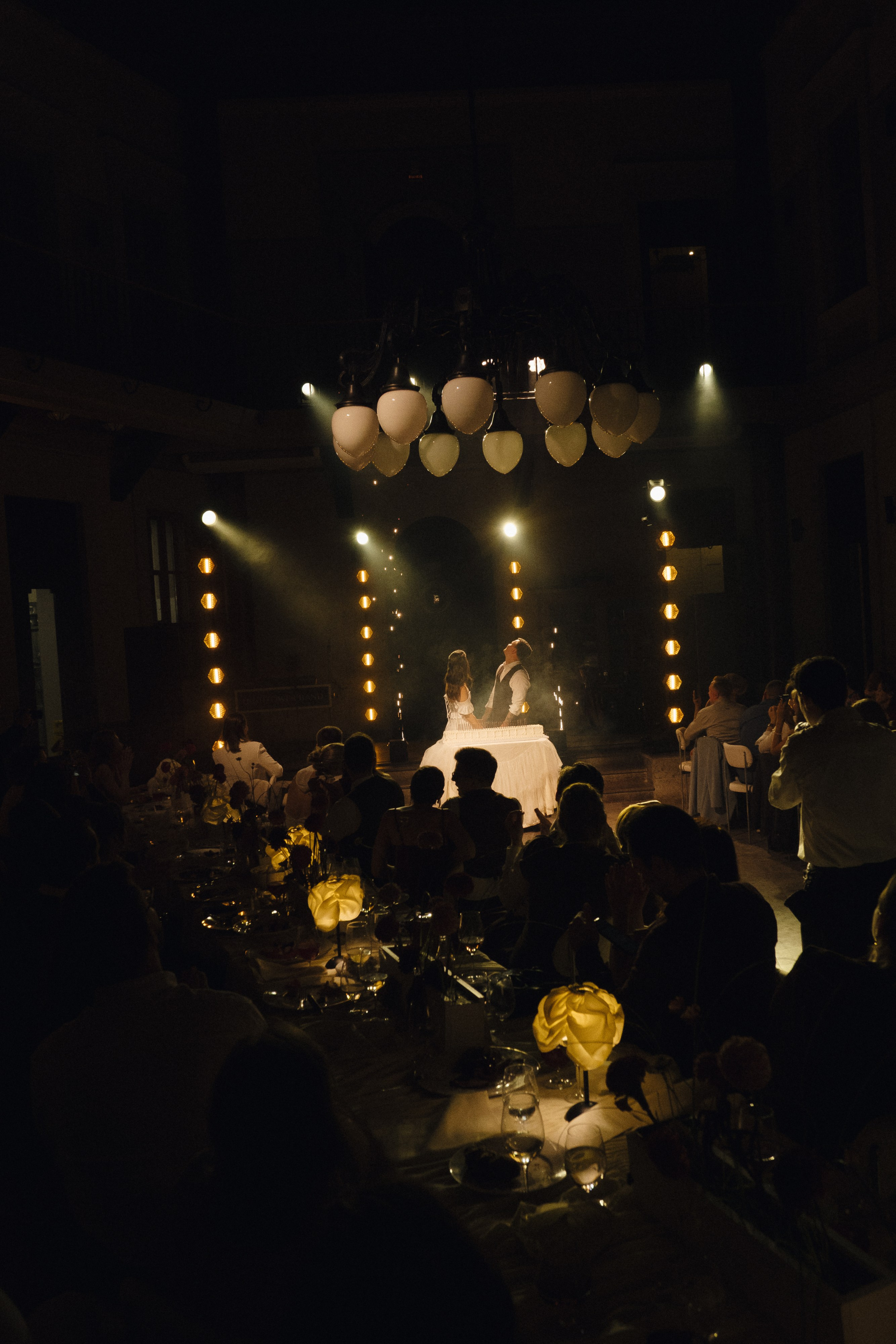 Свадьба в замке. Свадебный фотограф Таня Караисаева