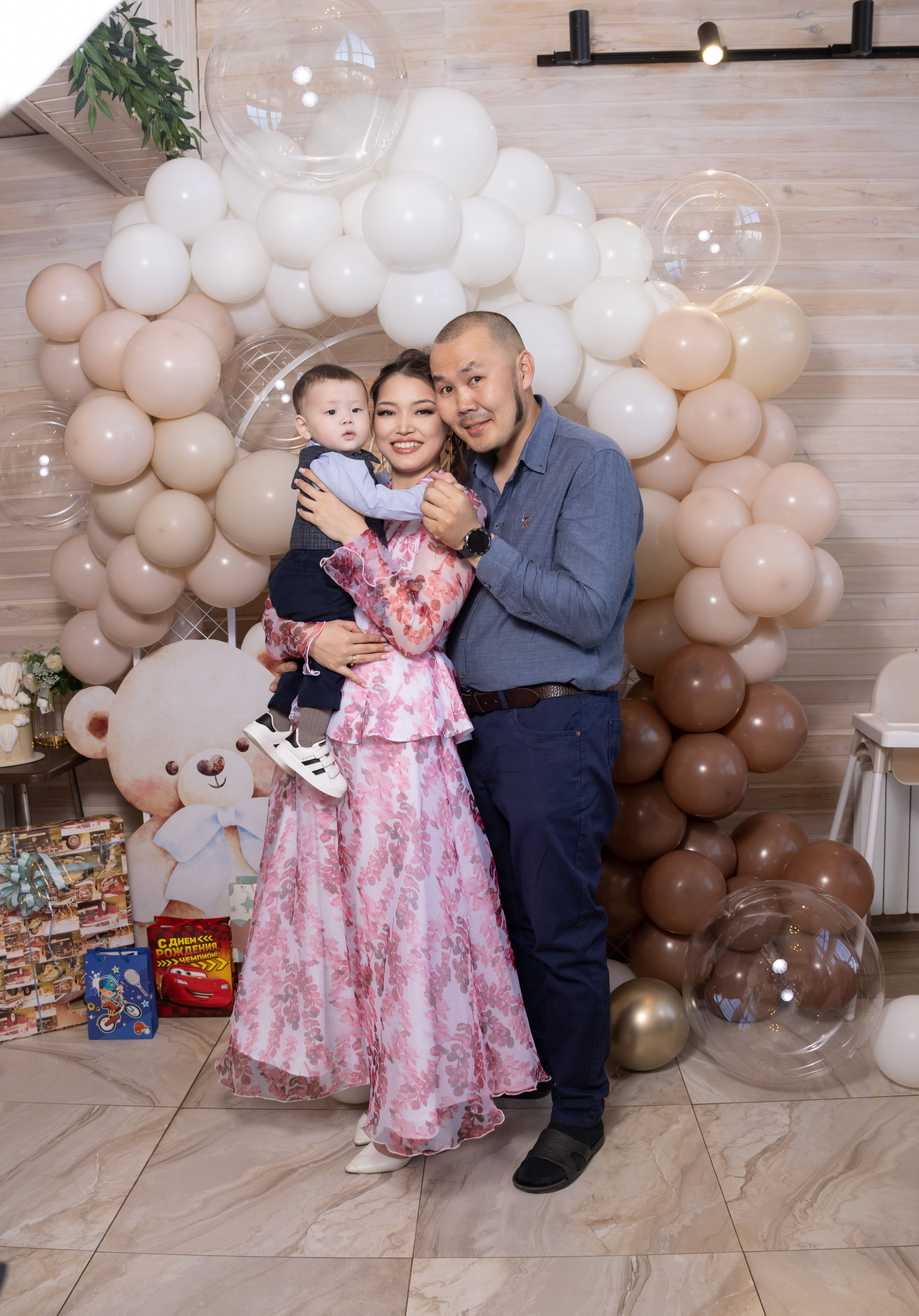 Годовасие малыша. Фотограф Якутск Зоя Николаева