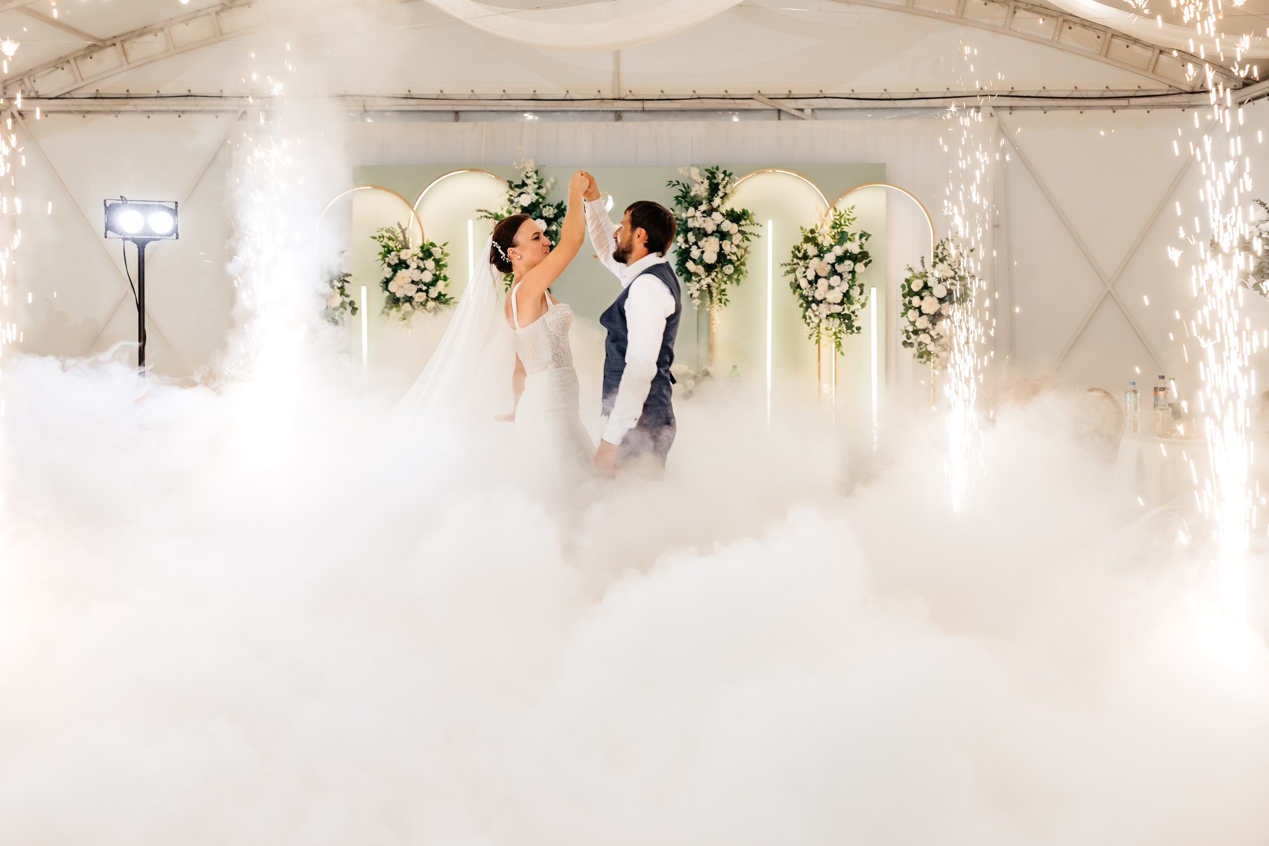 Анонс свадьбы Юлии и Сергея. Свадебный фотограф в Крыму и Севастополе Ольга Баскакова