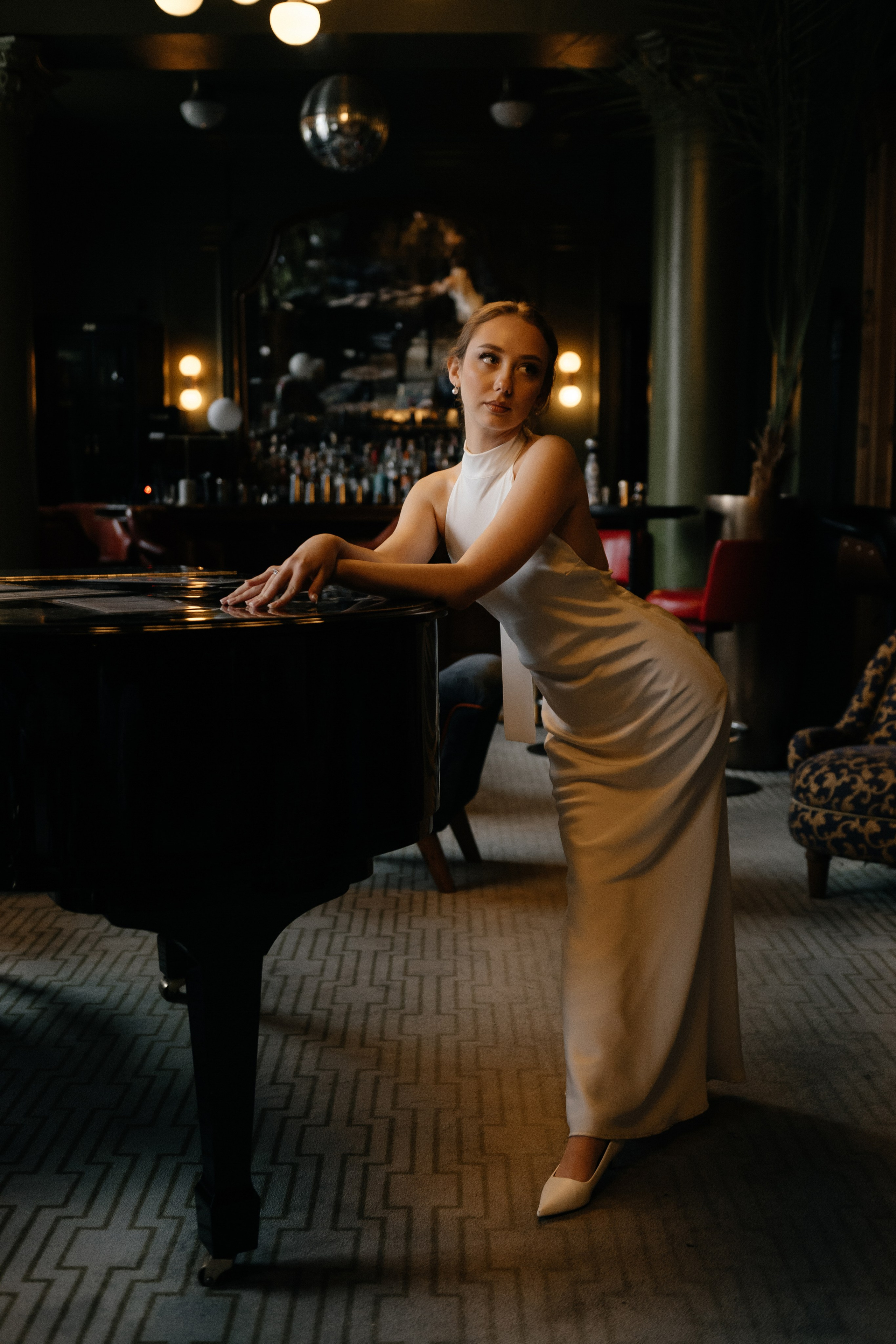 Wedding day in Martinique Bar. Wedding PHOTOGRAPHER Andrew Vnukov