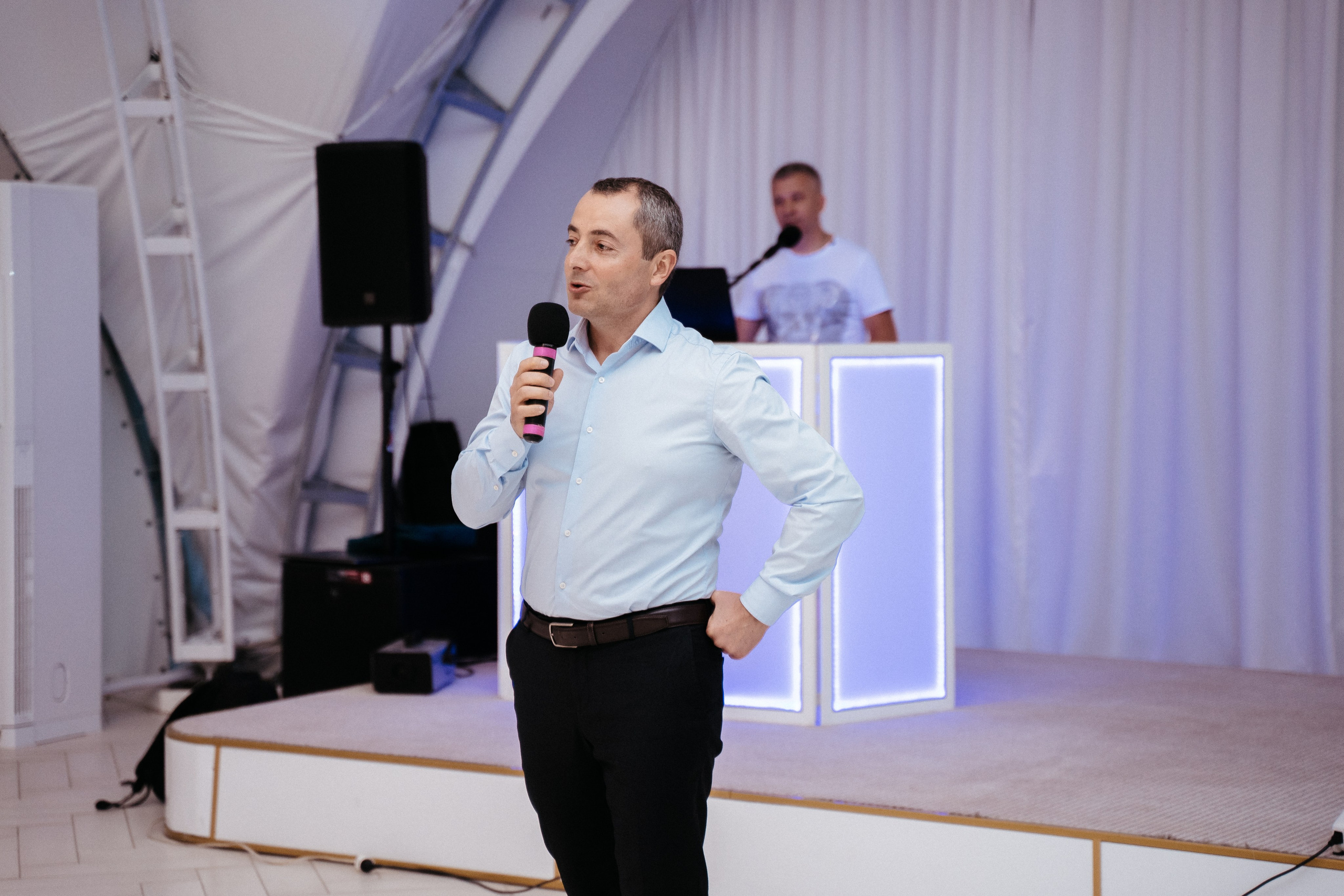 Ави Центр. Свадебный фотограф в Симферополе