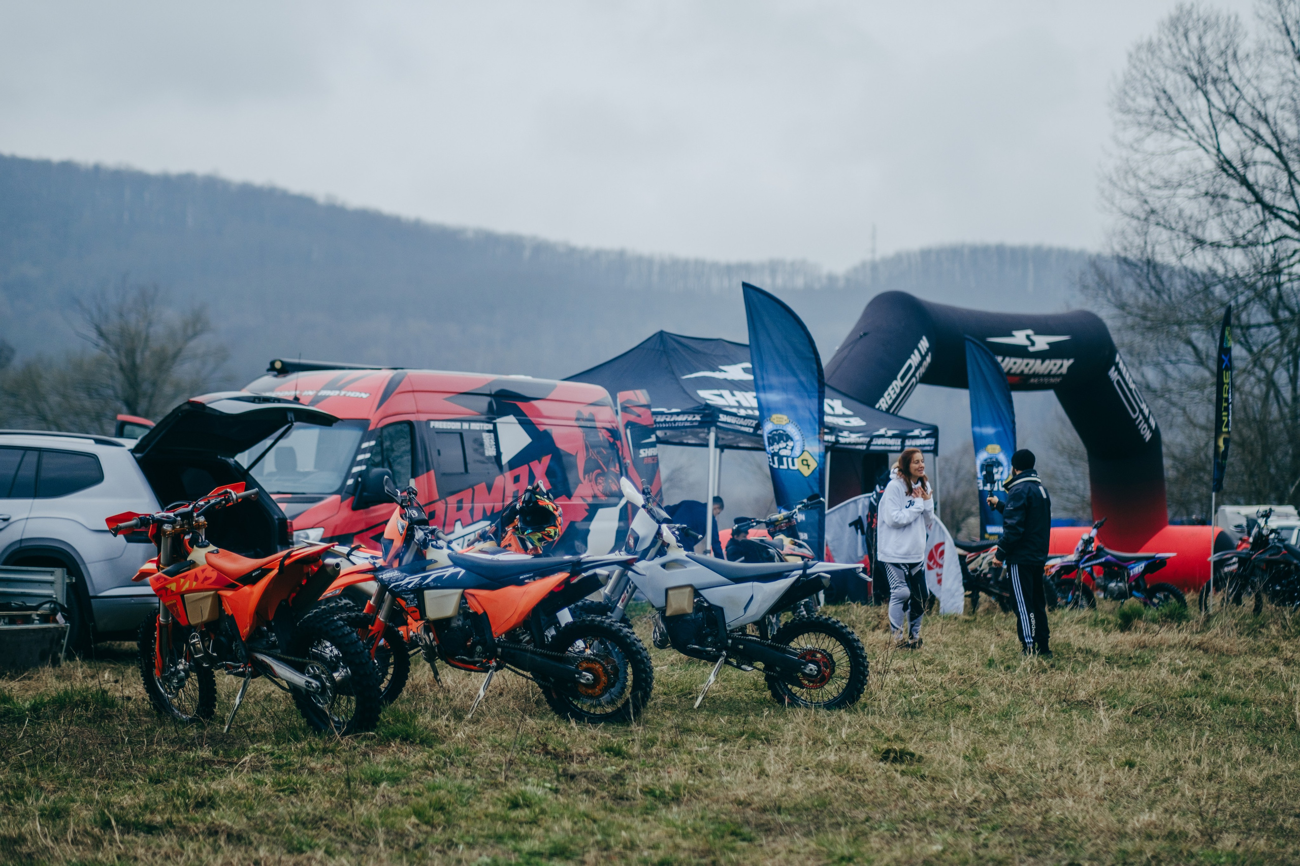 Эндуро Фест от Shamax Motors (Краснодар). Свадебный фотограф Денис Ожигин в Краснодаре и крае. Эмоциональная и стильная съемка вашего дня