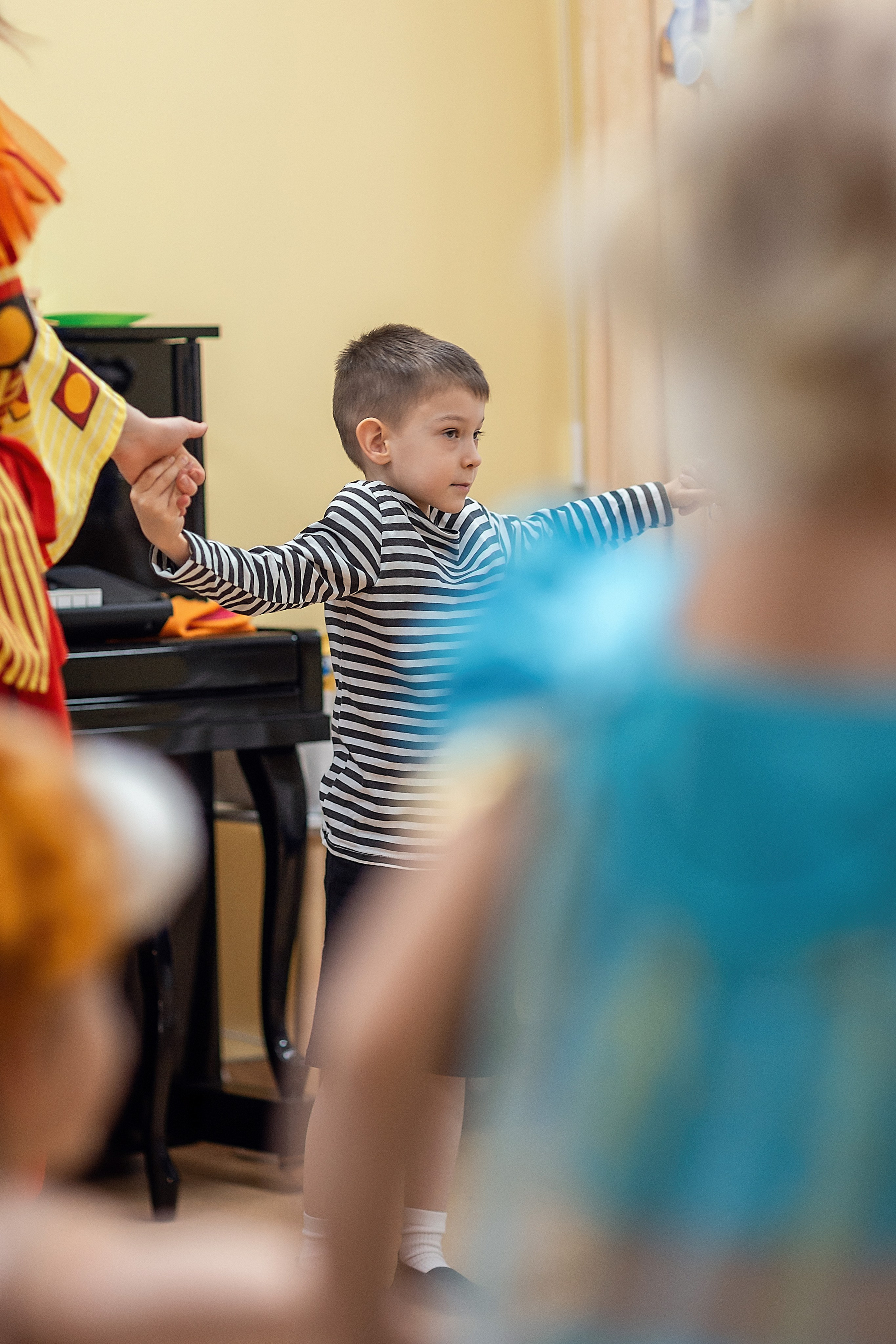 Утренник_"Веселый балаганчик» 2024. Семейный фотограф в Санкт-Петербурге