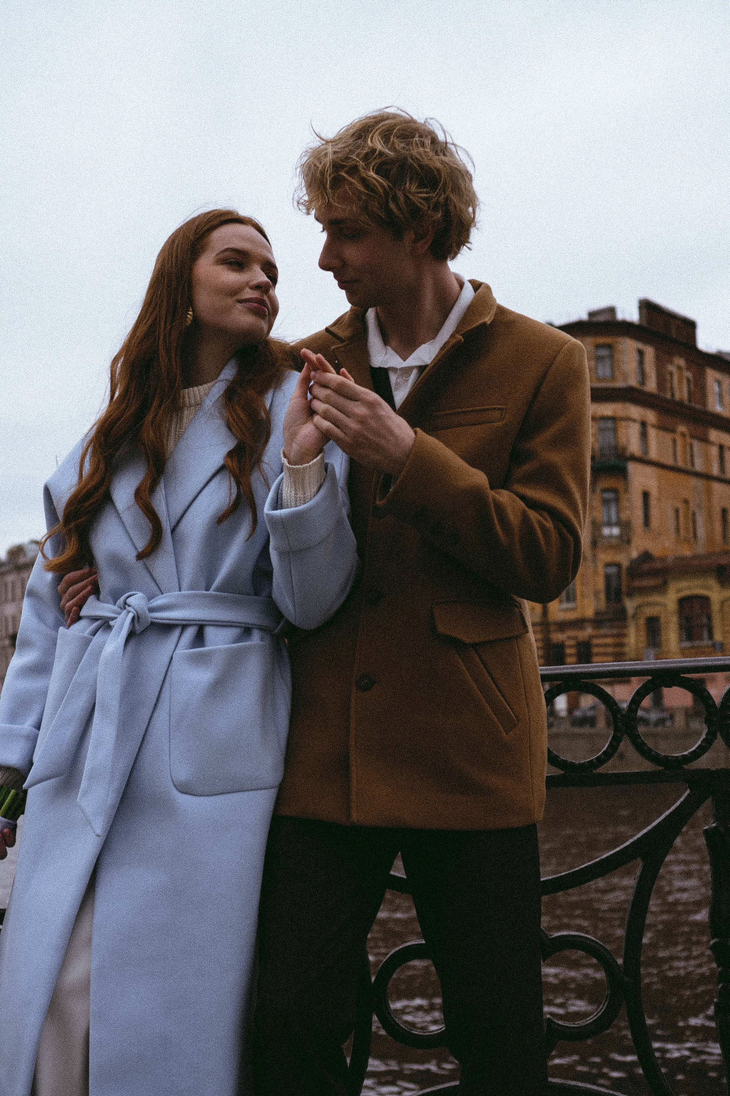 СВАДЕБНАЯ СЬЕМКА В ОТЕЛЕ. СБОРЫ ЖЕНИХА И НЕВЕСТЫ И ТАКЖЕ ТОР И ПОДГОТОВКА К ПРОГУЛКЕ И ПРОГУЛКА ПО ПЕТРОГРАДКЕ. Профессиональный фотограф, Санкт-Петербург — Виктория Богомолова