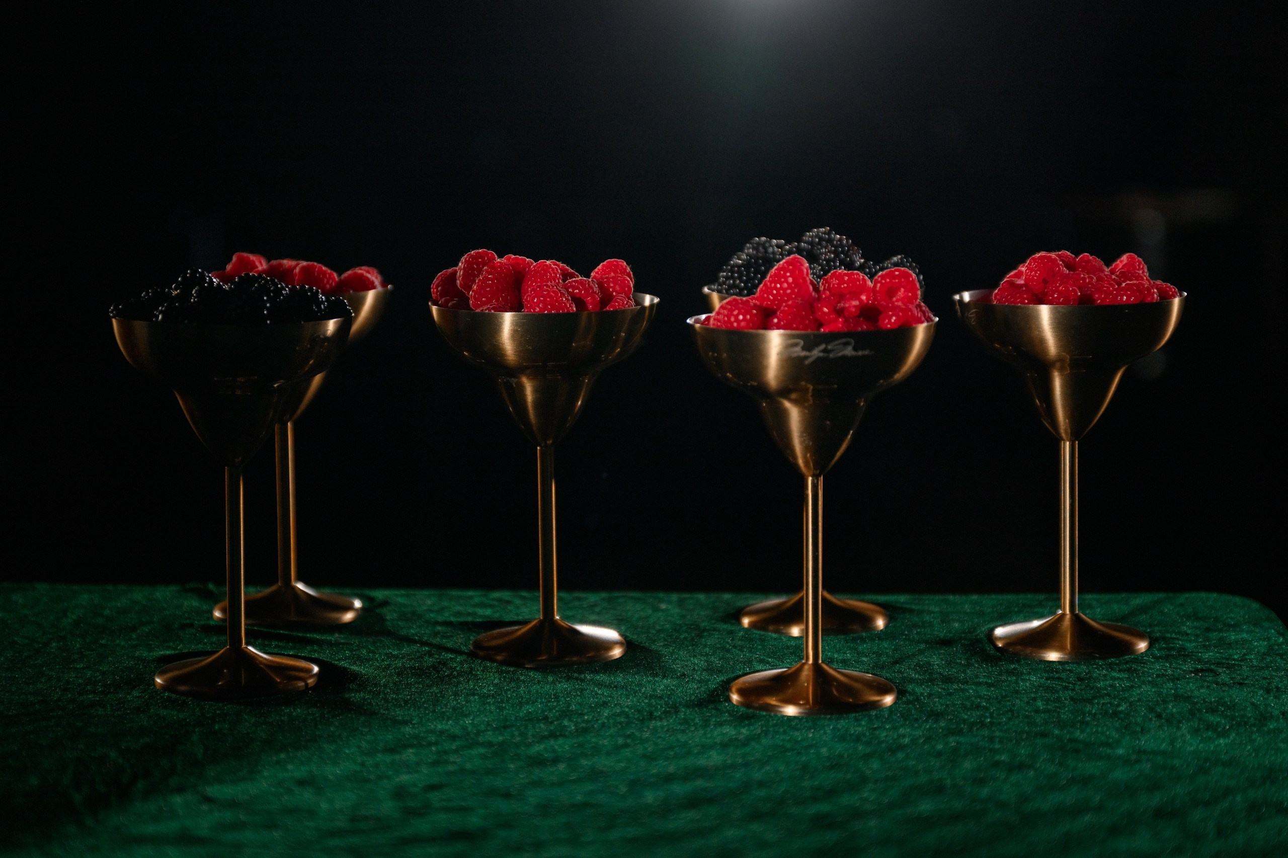 Фотограф на свадьбу Минск Москва Санкт-Петербург Свадебный фотограф Фотограф на свадьбу Репортажный фотограф Love Story Свадебная прогулка. Свадебный фотограф — Крюков Константин