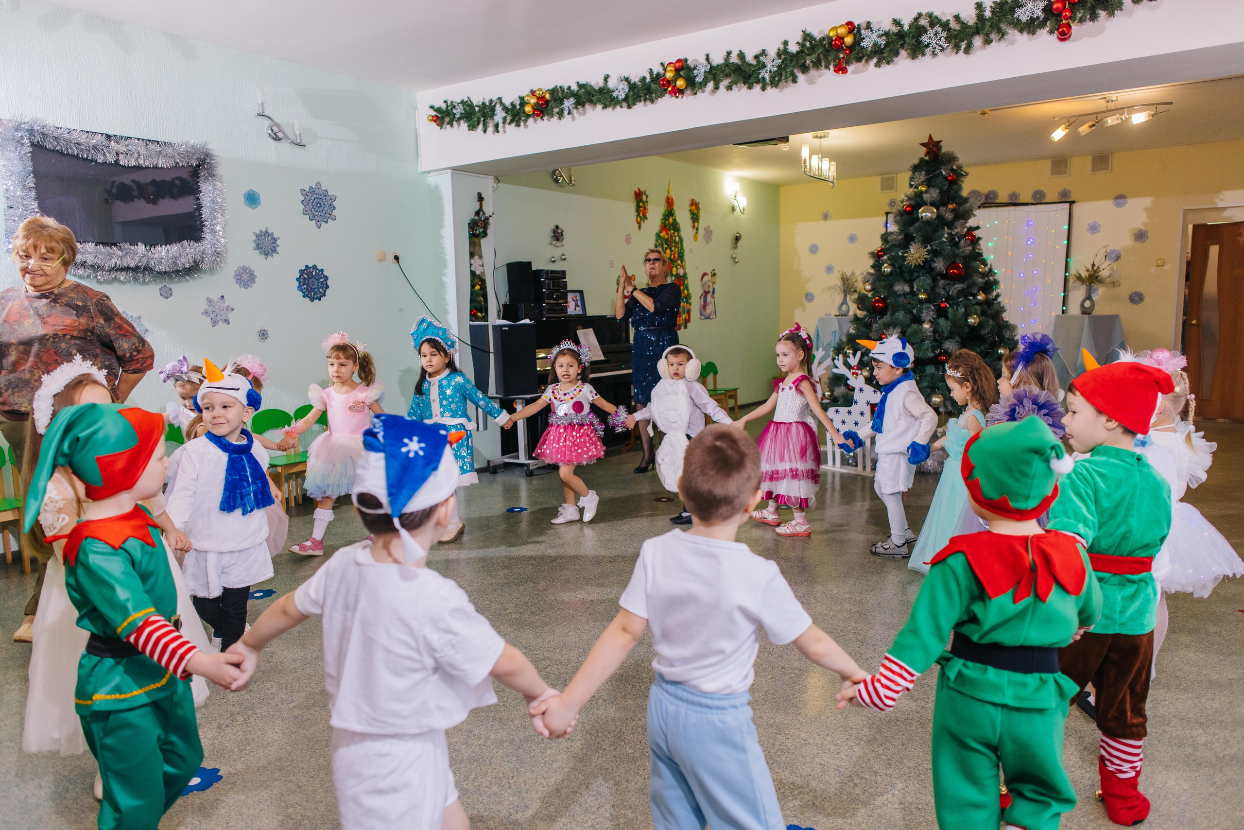 Новогодние утренники в детском саду. Свадебный и семейный фотограф Яна Стражева. Волгоград, Москва