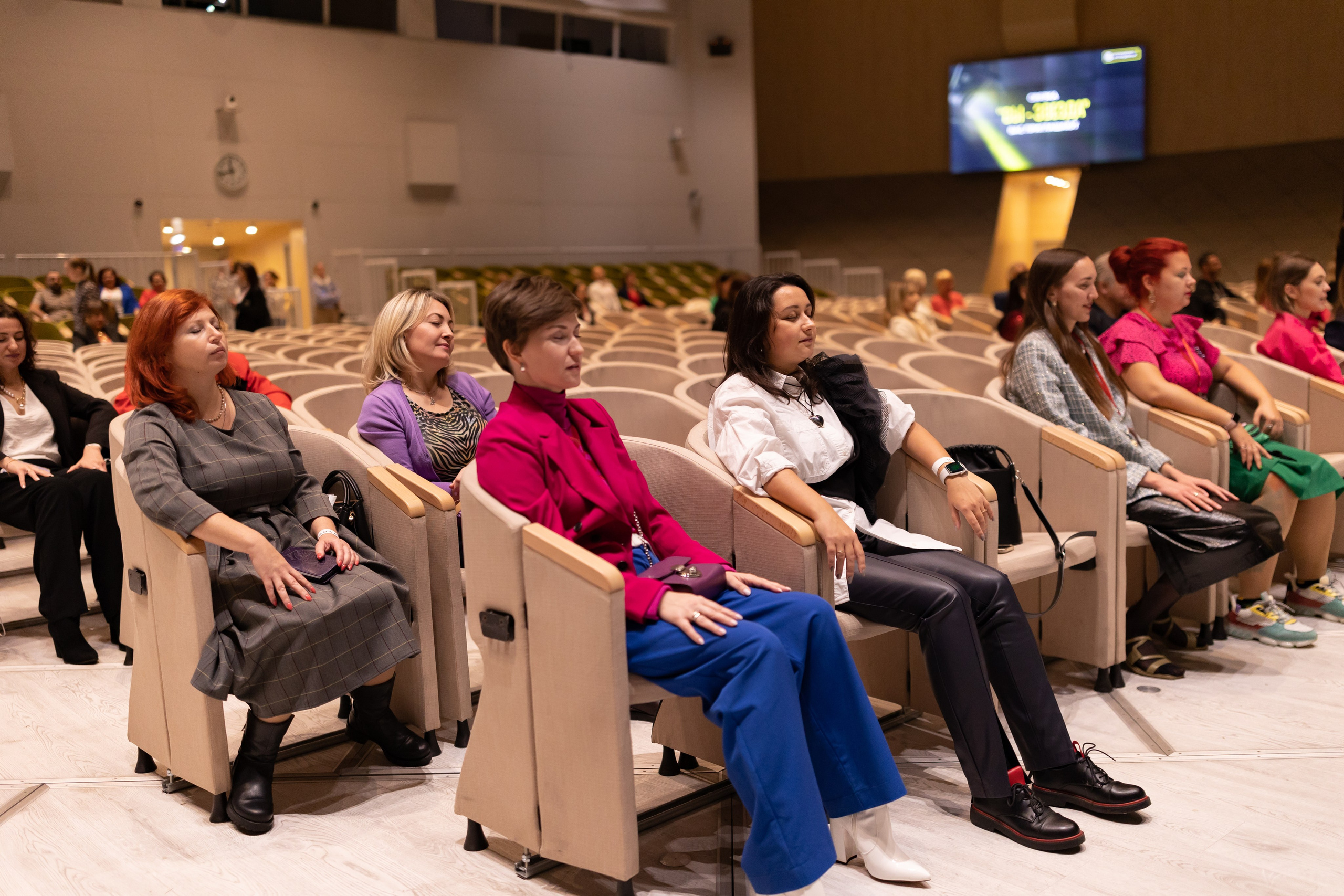 Только суть ЛИДЕР (Сколково). Сказочный фотограф для Вас и Вашей семьи