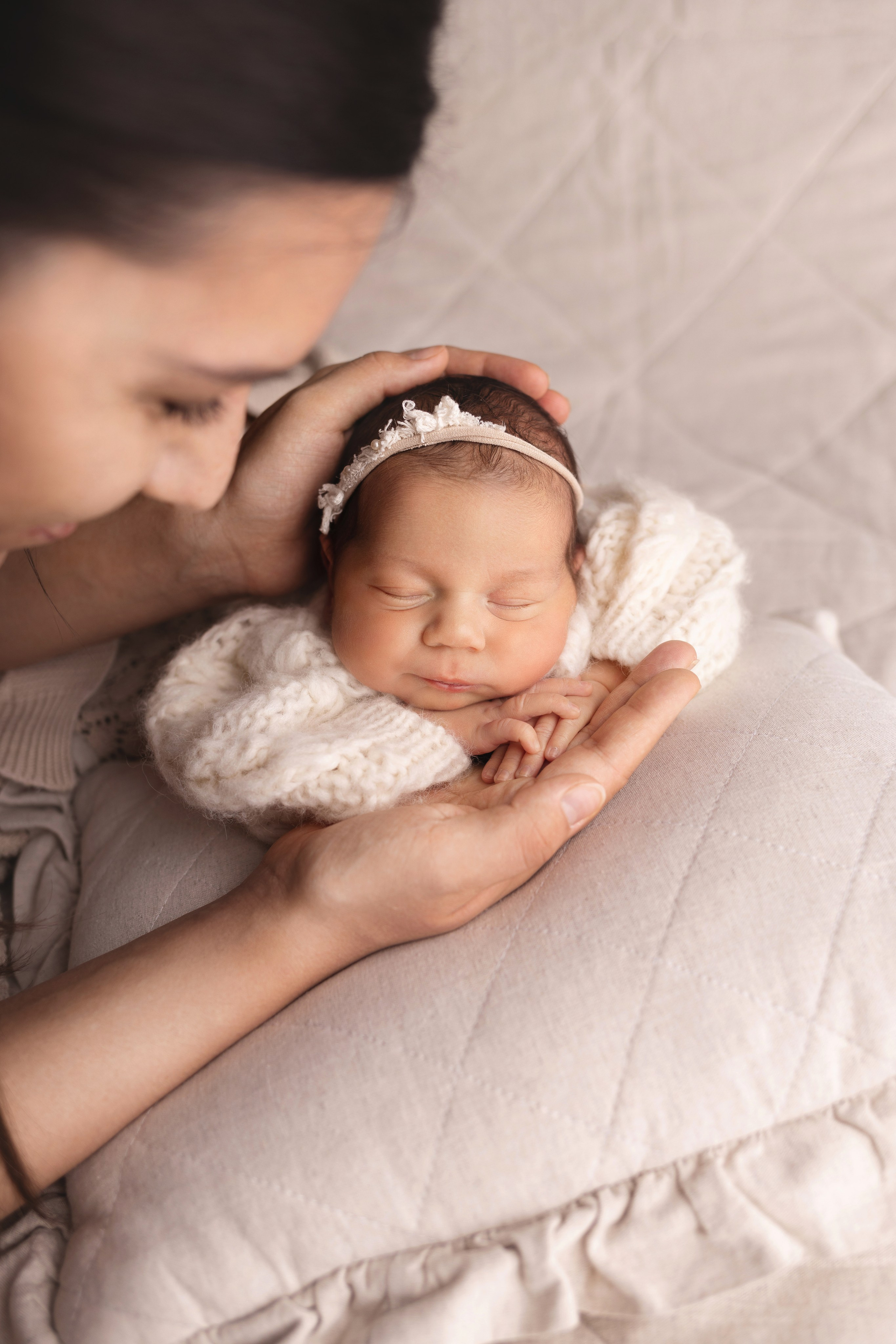 Newborn съемка в стиле Лайф. Фотограф новорожденных малышей в Омске и Омской области Эльвира Камаева