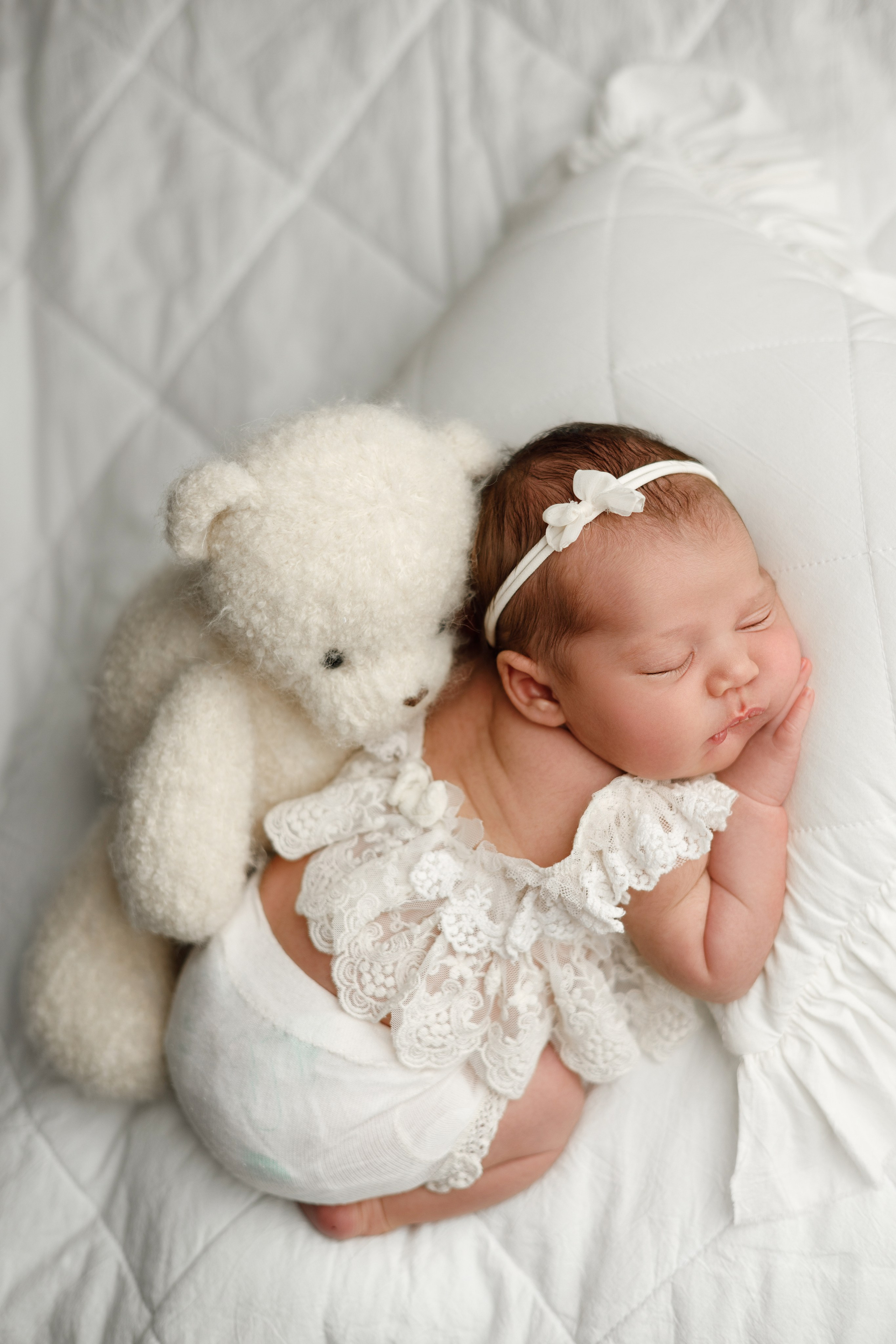 Новорожденные. Алена. Профессиональная детская и семейная фотостудия в Краснодаре