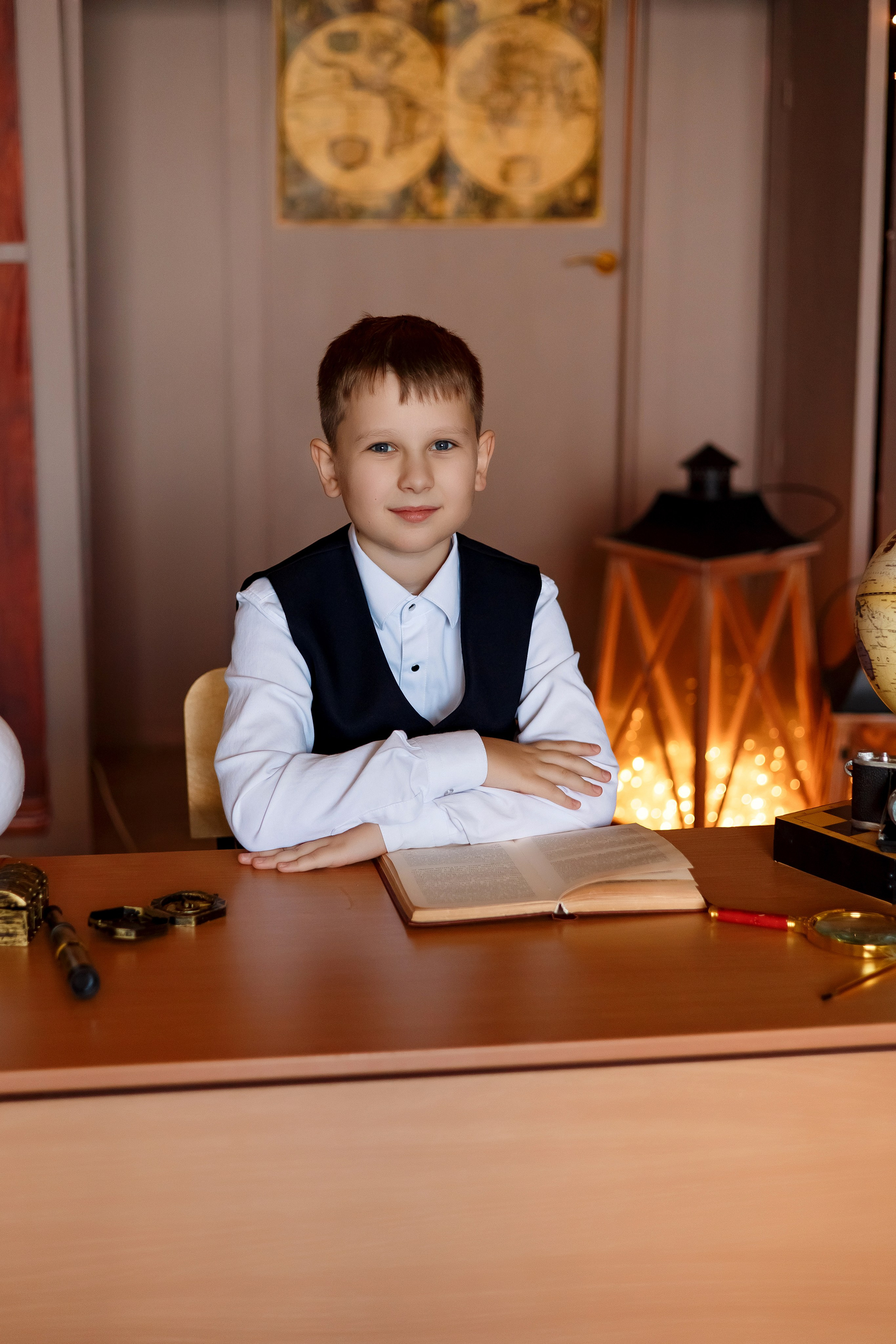 4 класс фотосессия в фотостудии. Фотограф Любовь Корниенко, Примоский край