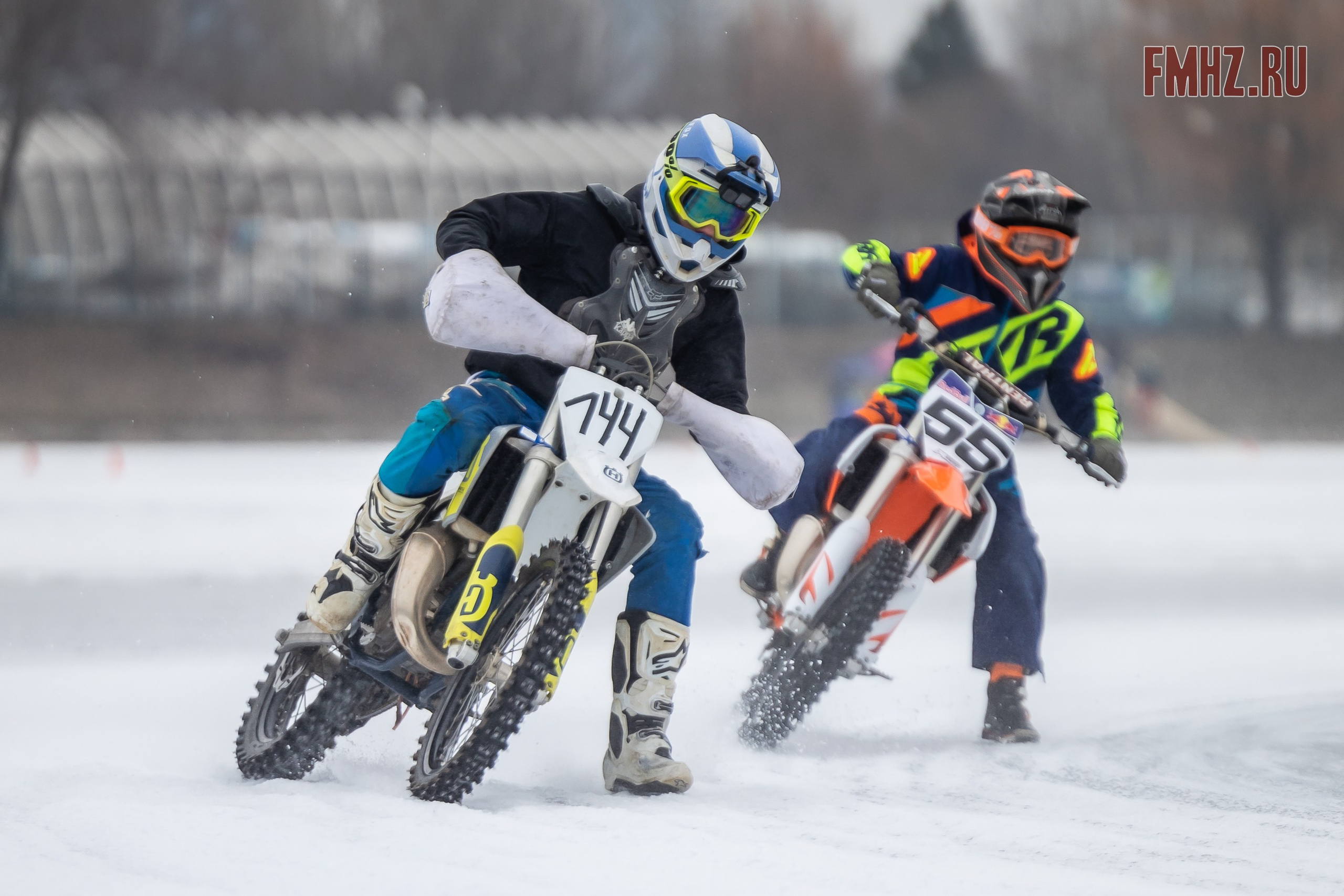 Первый этап Кубка МФР по мотокроссу на льду Большого Крылатского пруда в Москве. 8 февраля 2025 г. Фотограф Владимир Охрименко