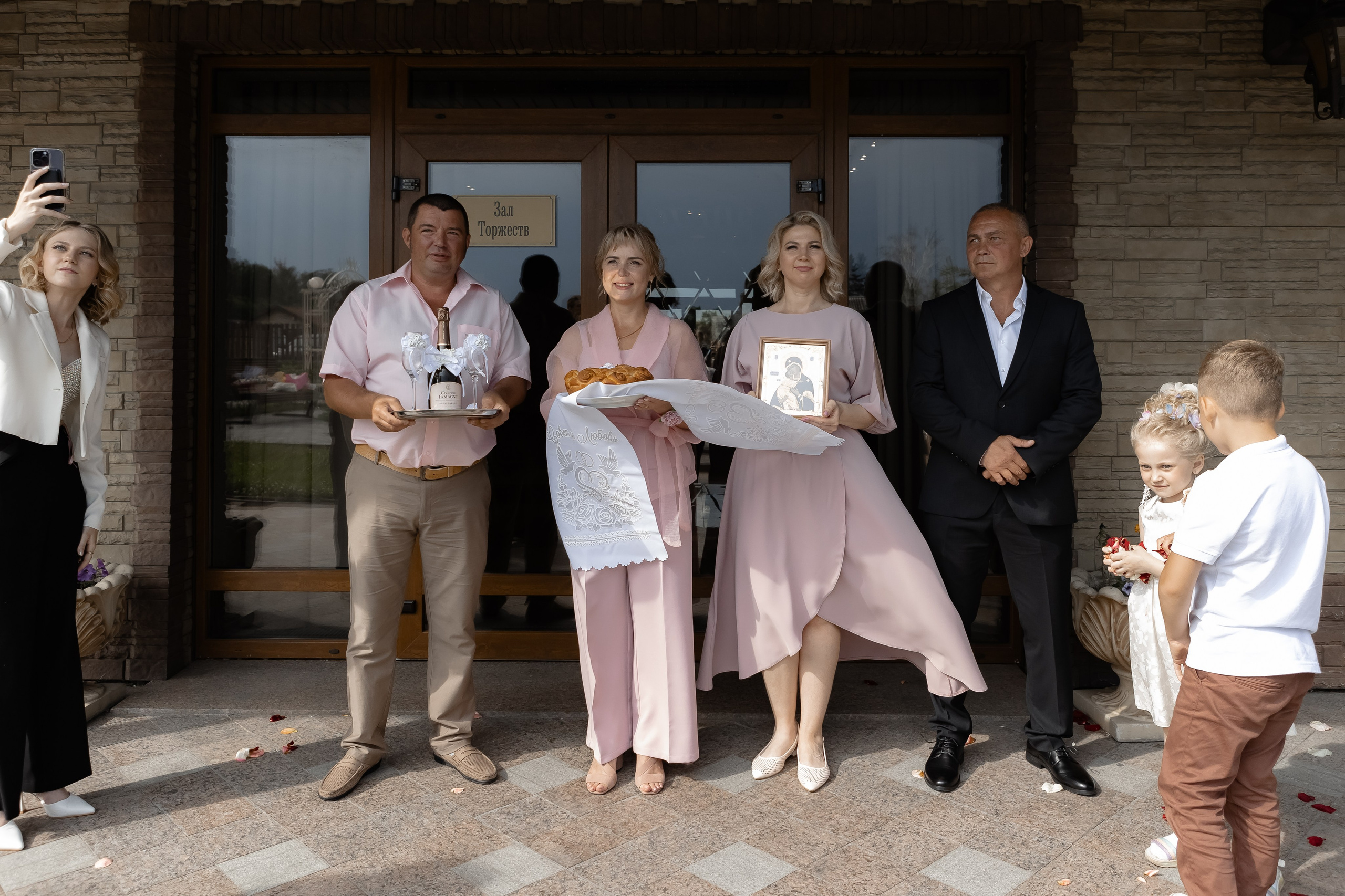 Валерия и Евгений. Свадебный и семейный фотограф в Челябинске. Аврамец Анна