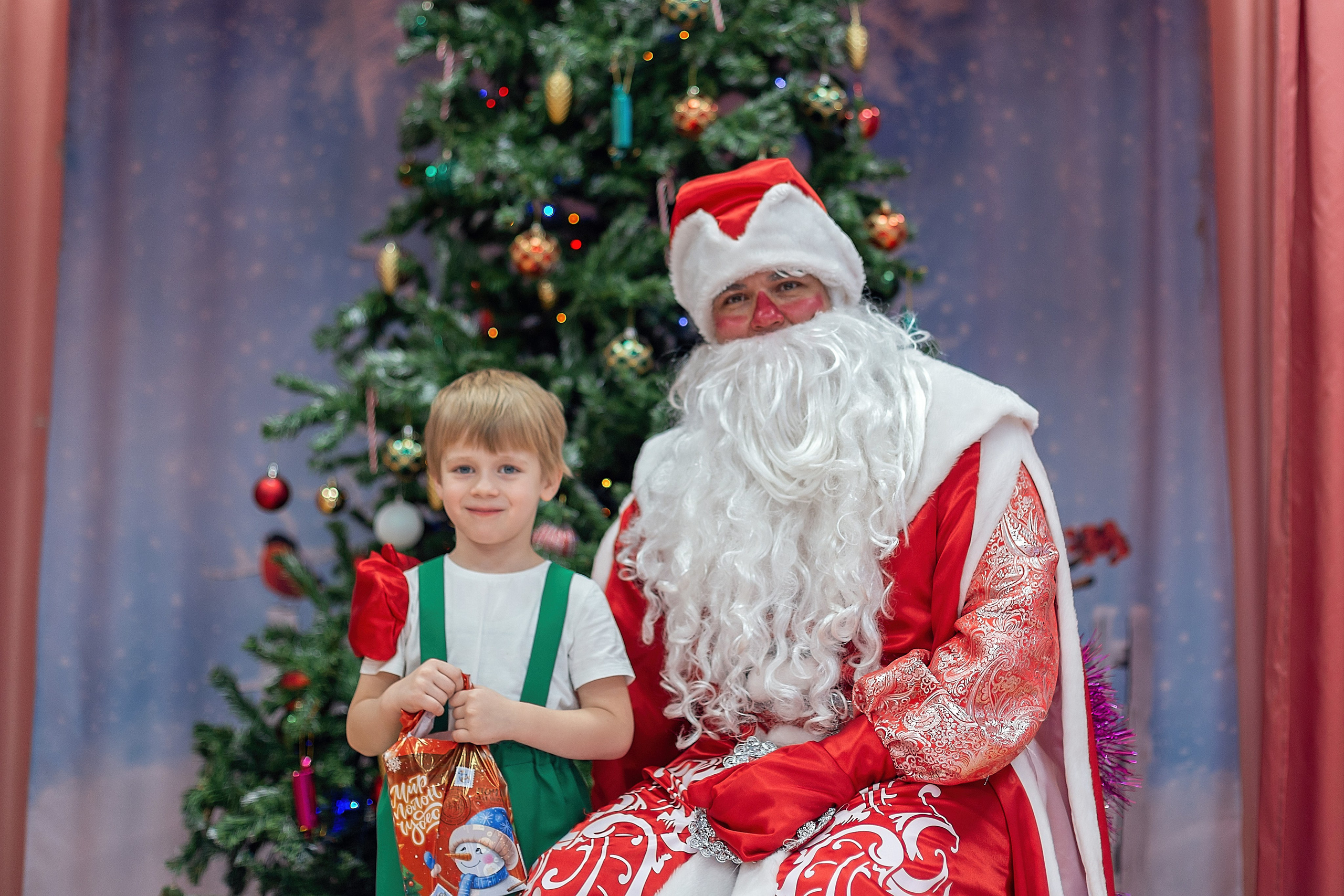 Утренник_"Карамельная фабрика» 2024. Семейный фотограф в Санкт-Петербурге