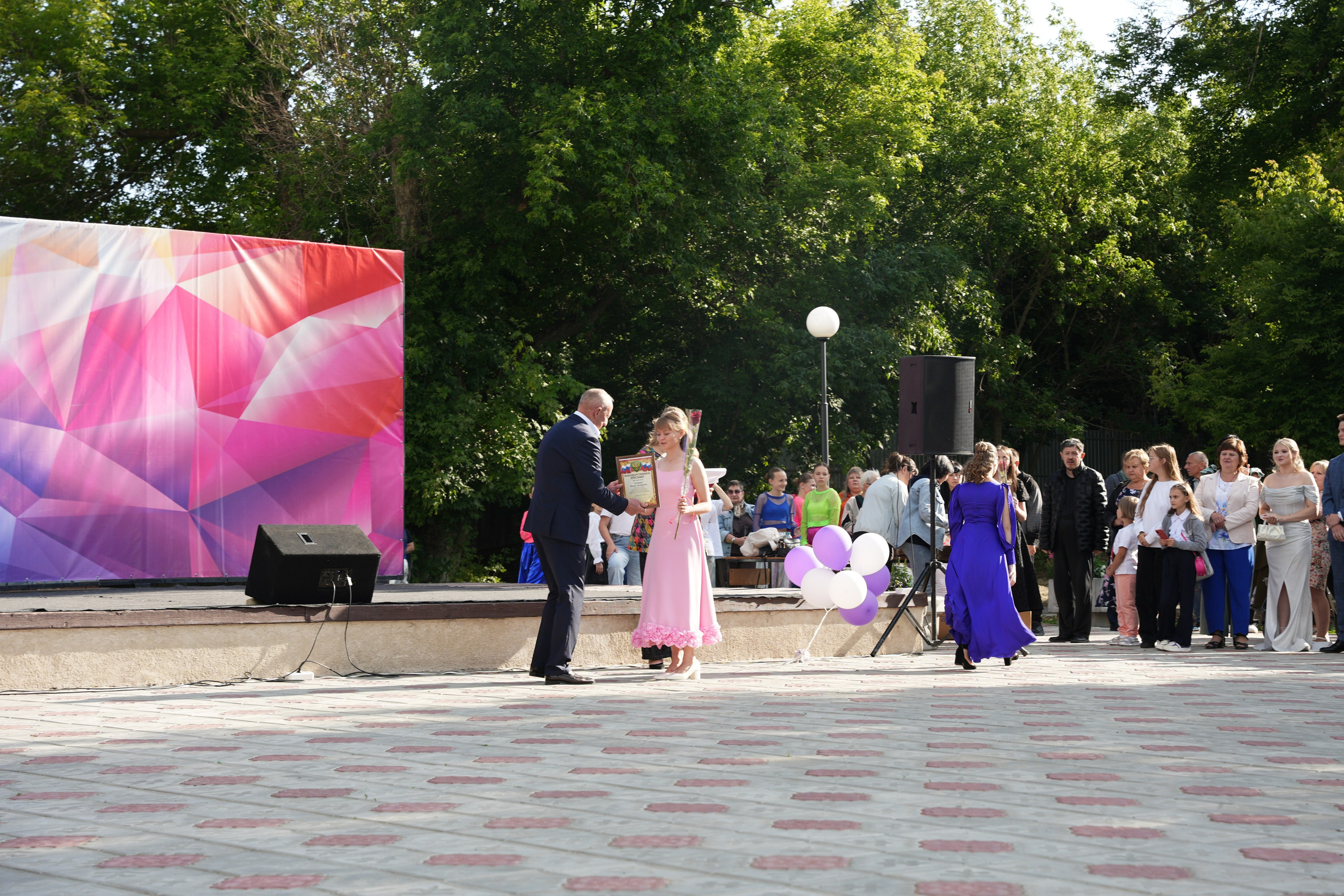 Выпускной в парке. Ольга Плаксина фотограф в Саратове