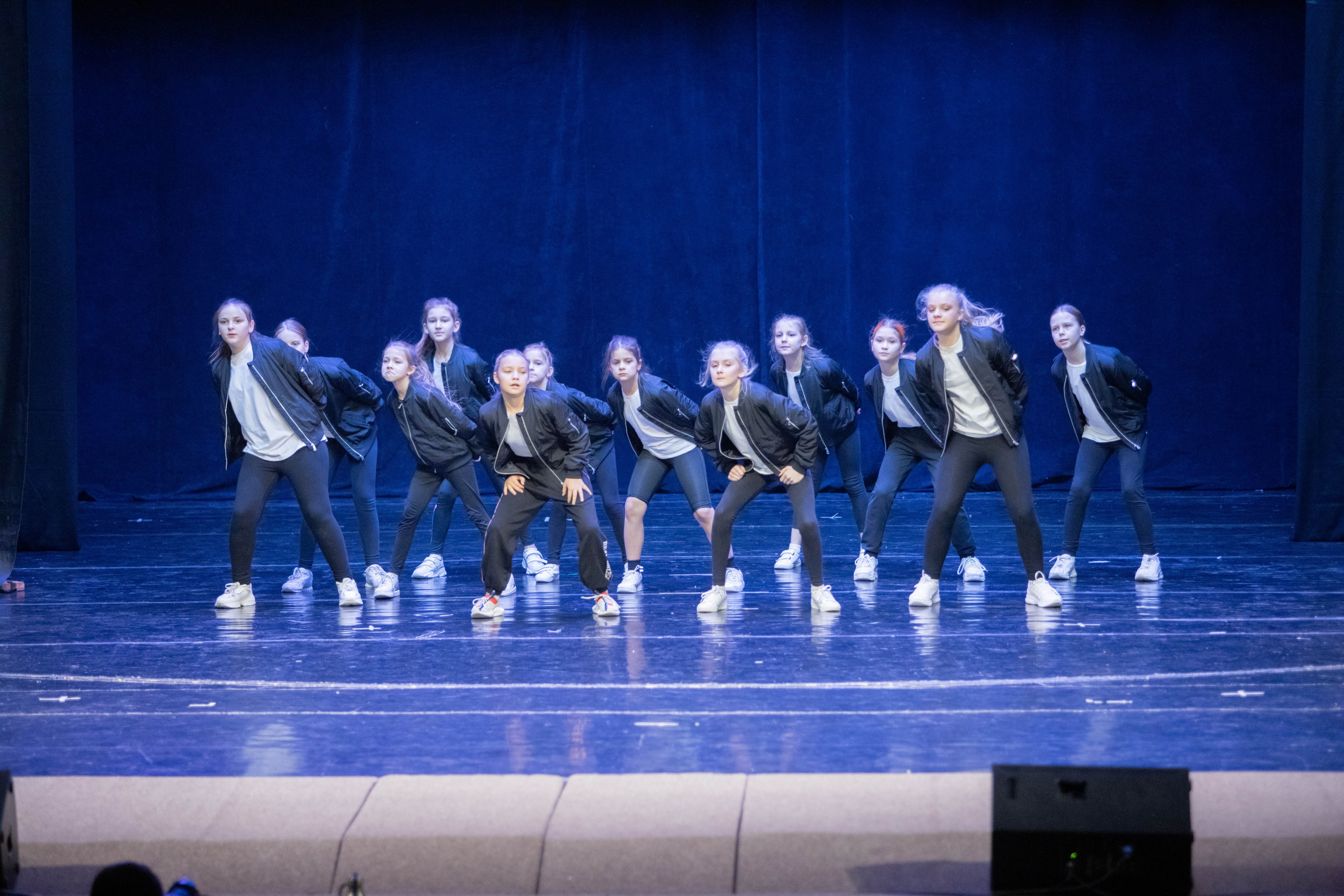 Танцы. Фотография, ретушь, сканирование, восстановление старых фото, интерьерная съёмка, студия. Данилов Александр, Москва