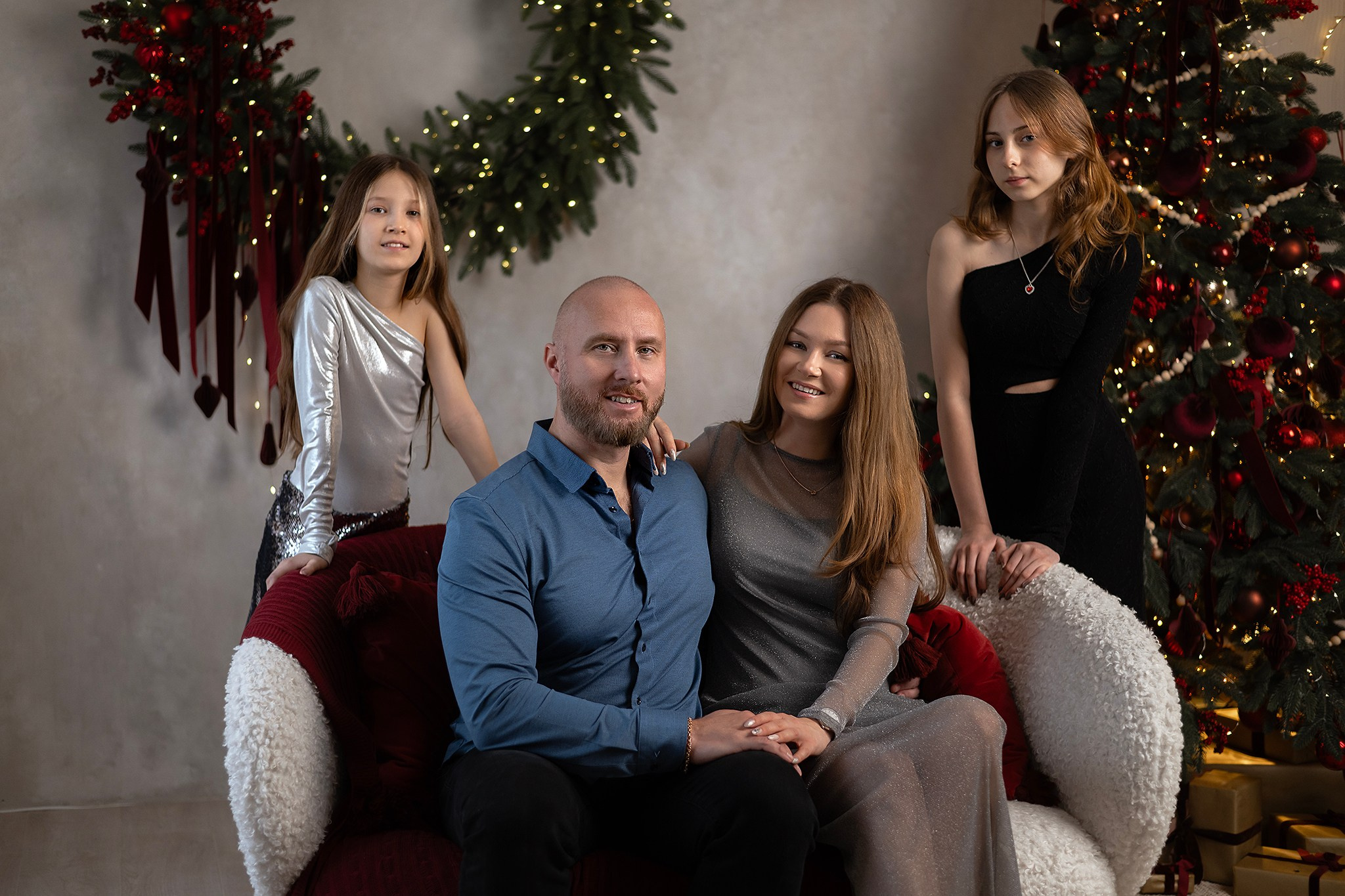 Семейная новогодняя фотосессия. Авторские Фототуры и Фотосессии Крыму. Фотограф Дарья Исаенко