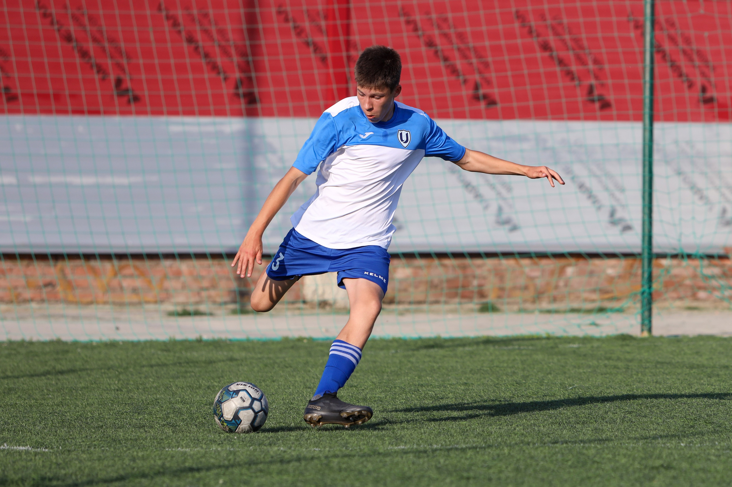 Кинель — Виктория Унион. Чемпионат СФПЛ. Молодежная футбольная лига U-15. Спортивный фотограф в Самаре