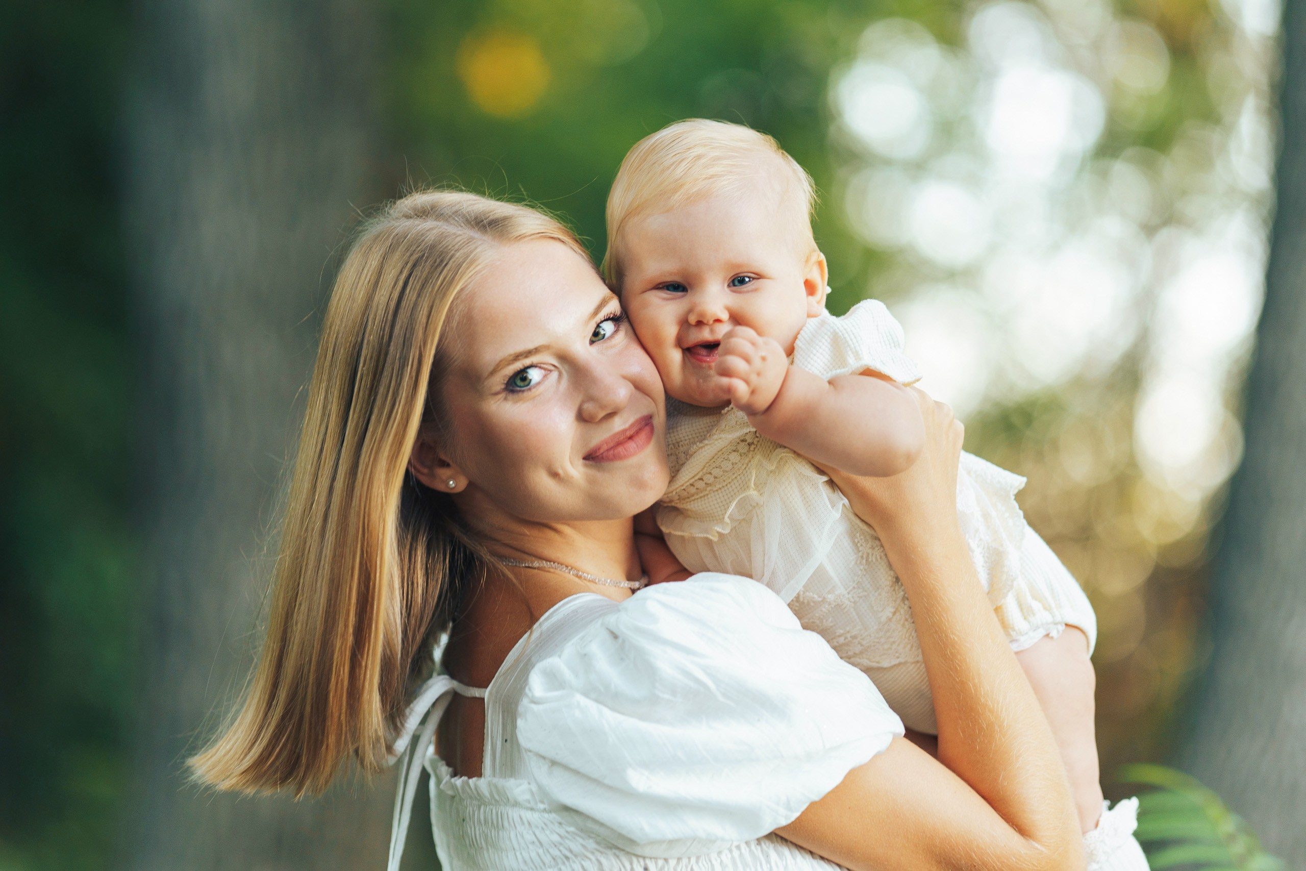Семейная фотосессия в городском парке