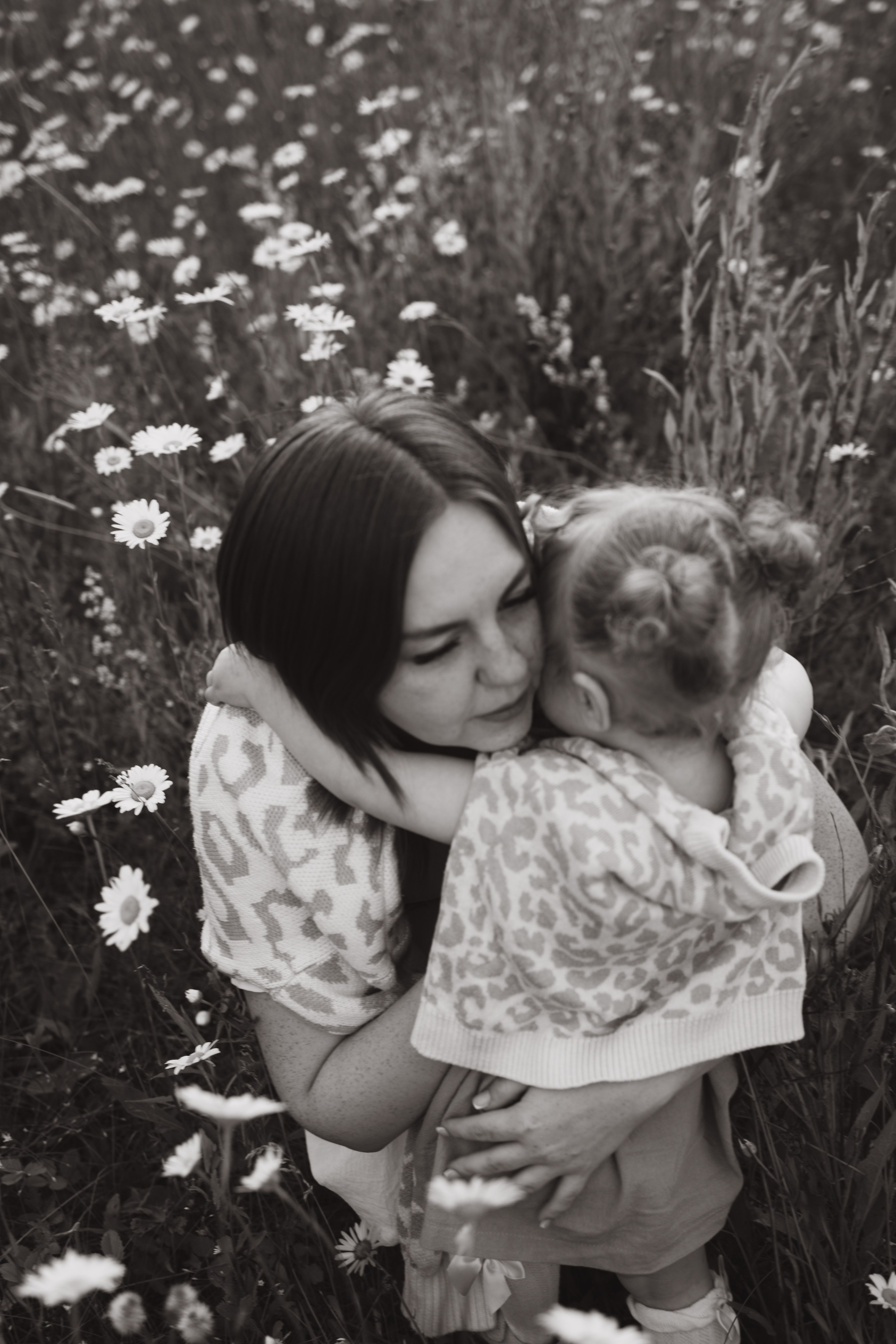 Мира и ромашки