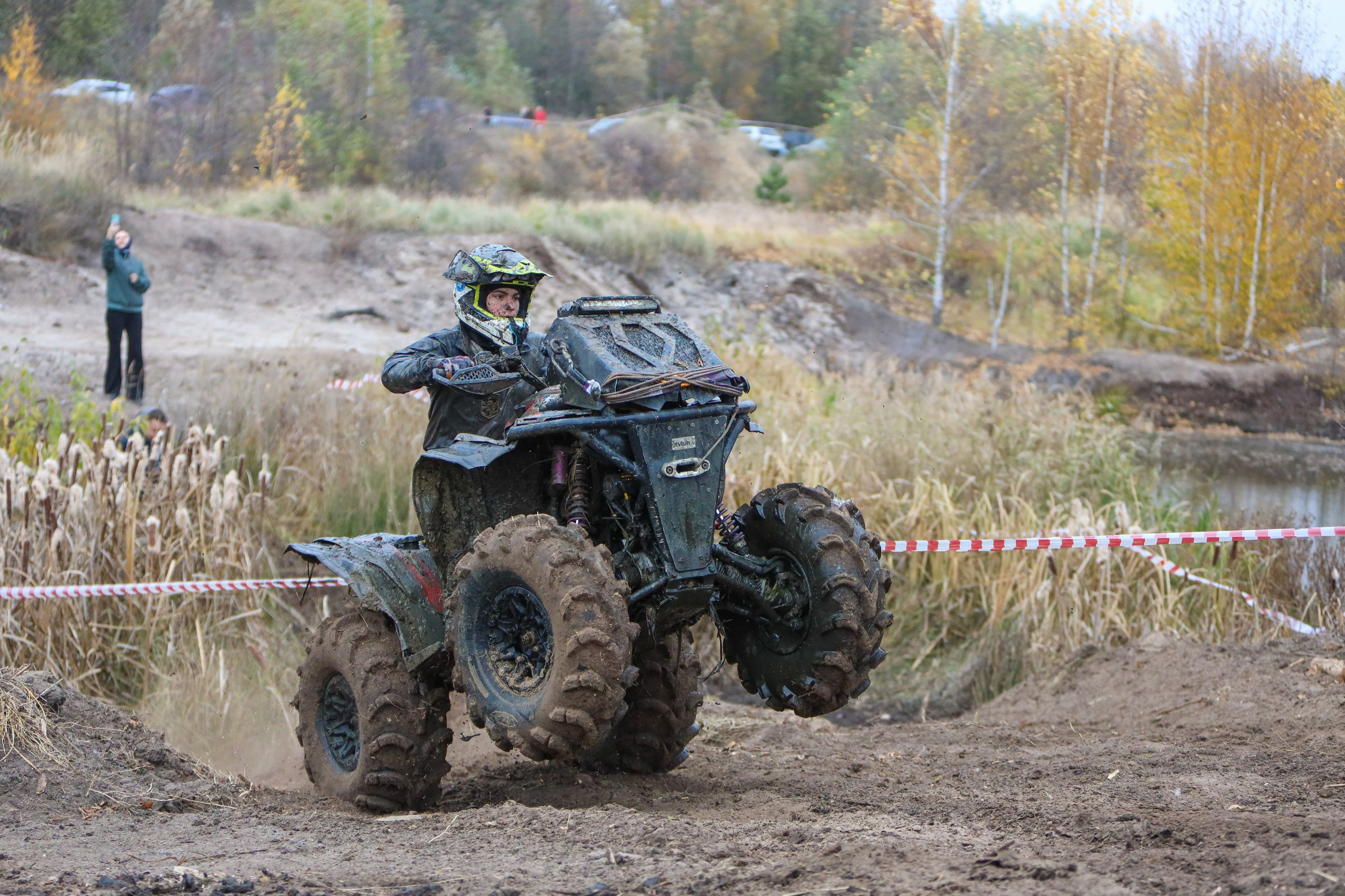 Гонки на квадроциклах Грязевое кольцо. Спортивный фотограф в Самаре