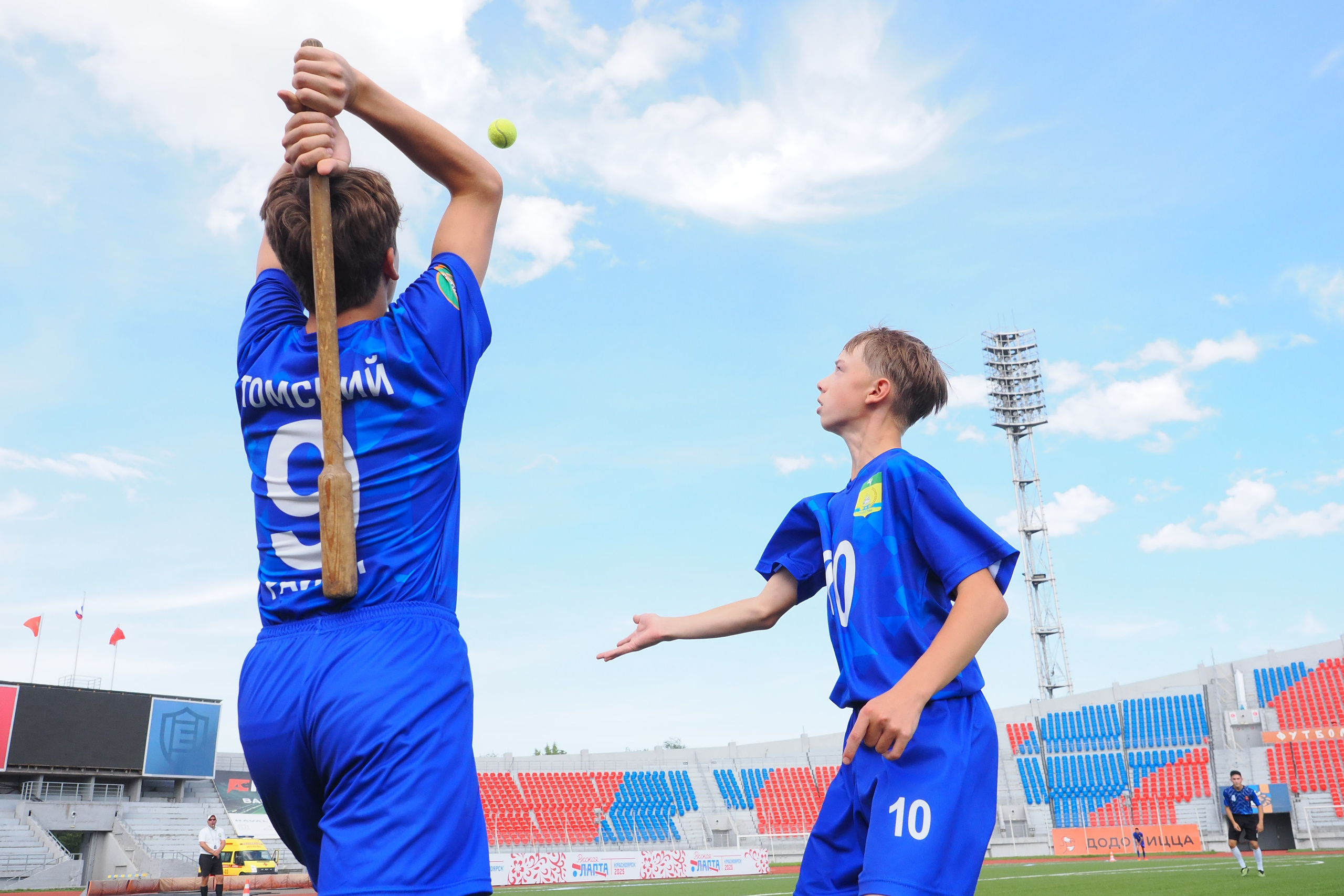 Всероссийские соревнования по русской лапте. Репортажный фотограф Алексей Козьмин