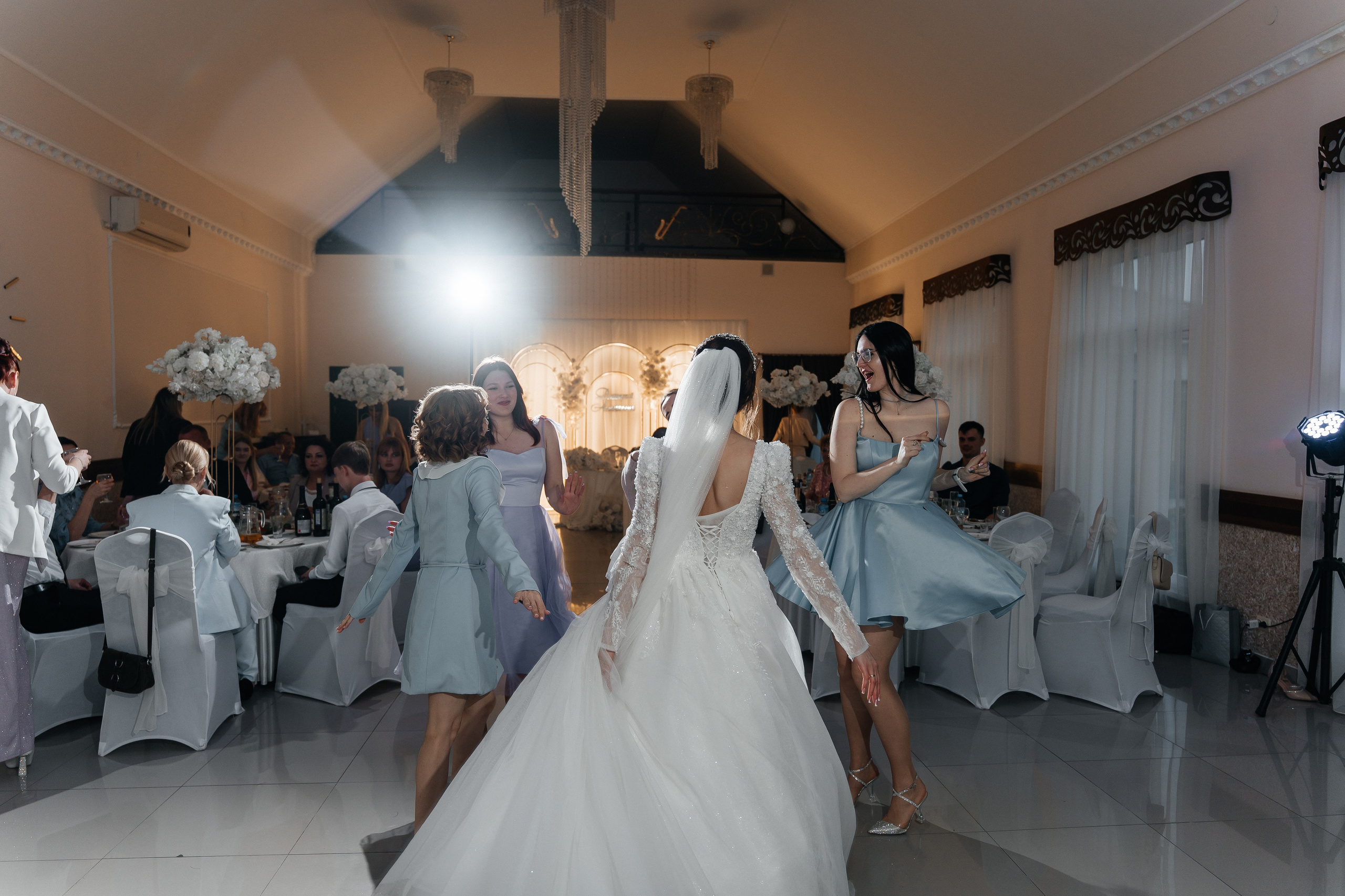 Дмитрий и Анастасия. Главная