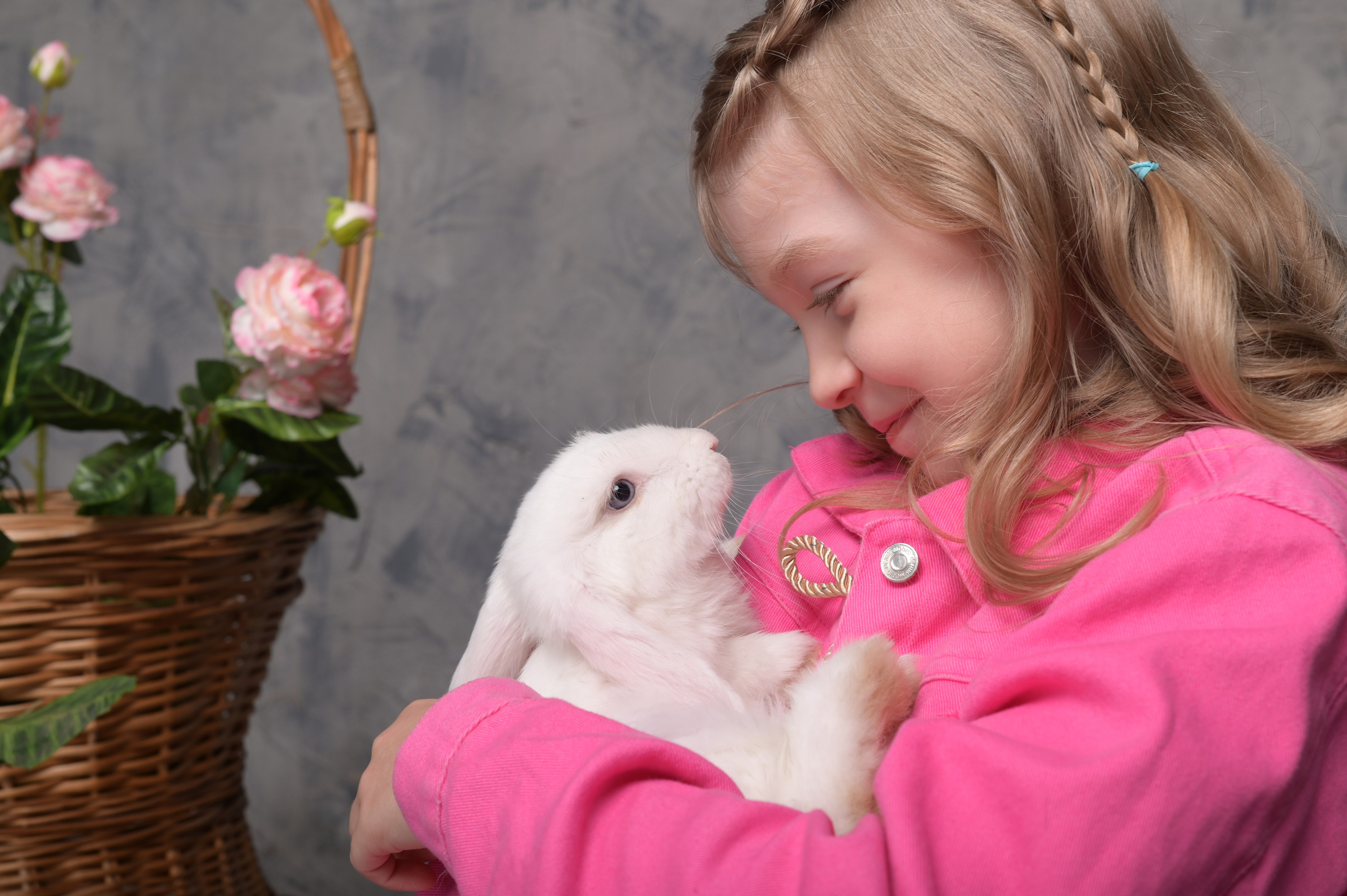 Дети и кролик. Детский фотограф в Новокузнецке Николай Чекалин