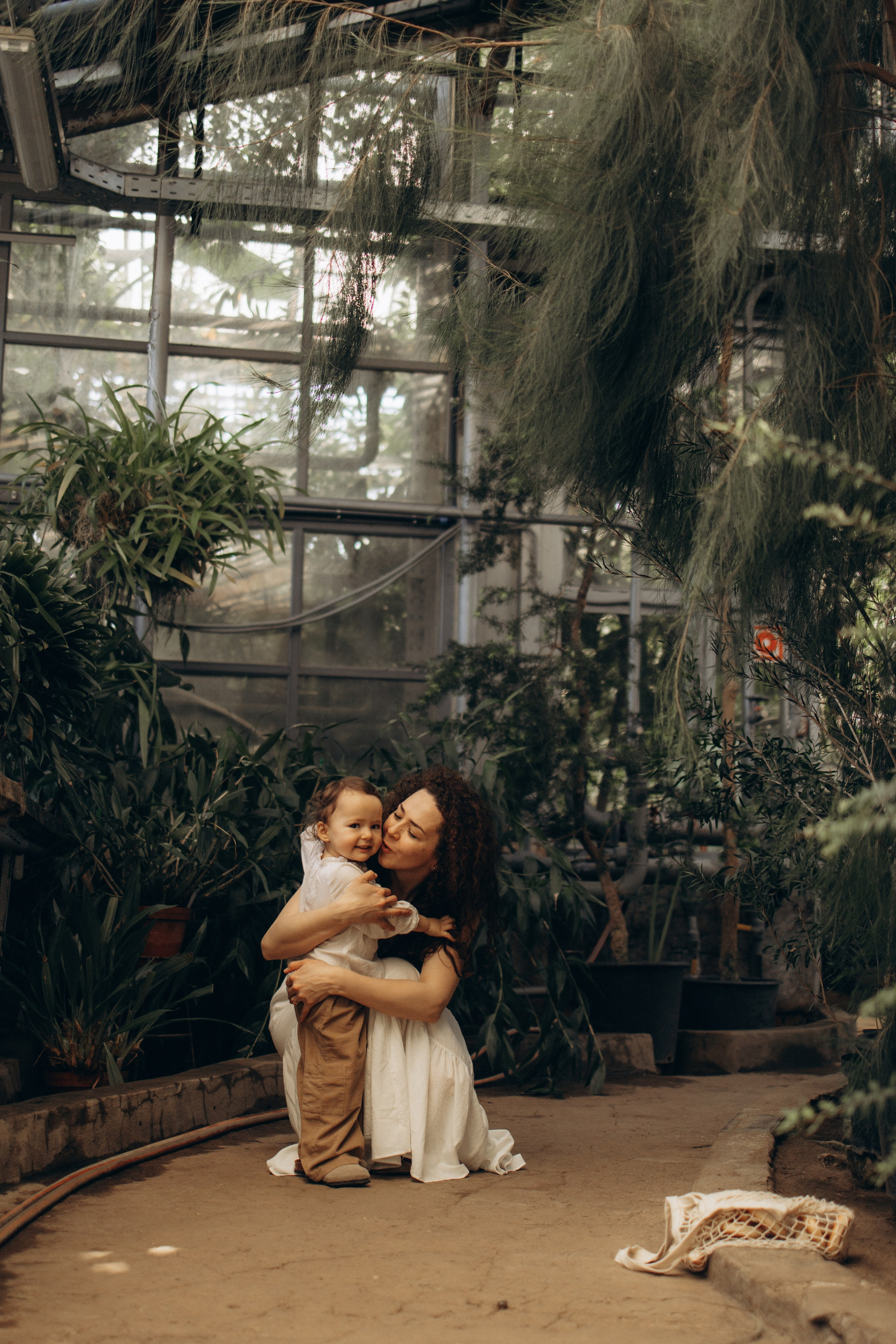 Прогулка по оранжерее. Семейный фотограф в Москве Ксения Аганина