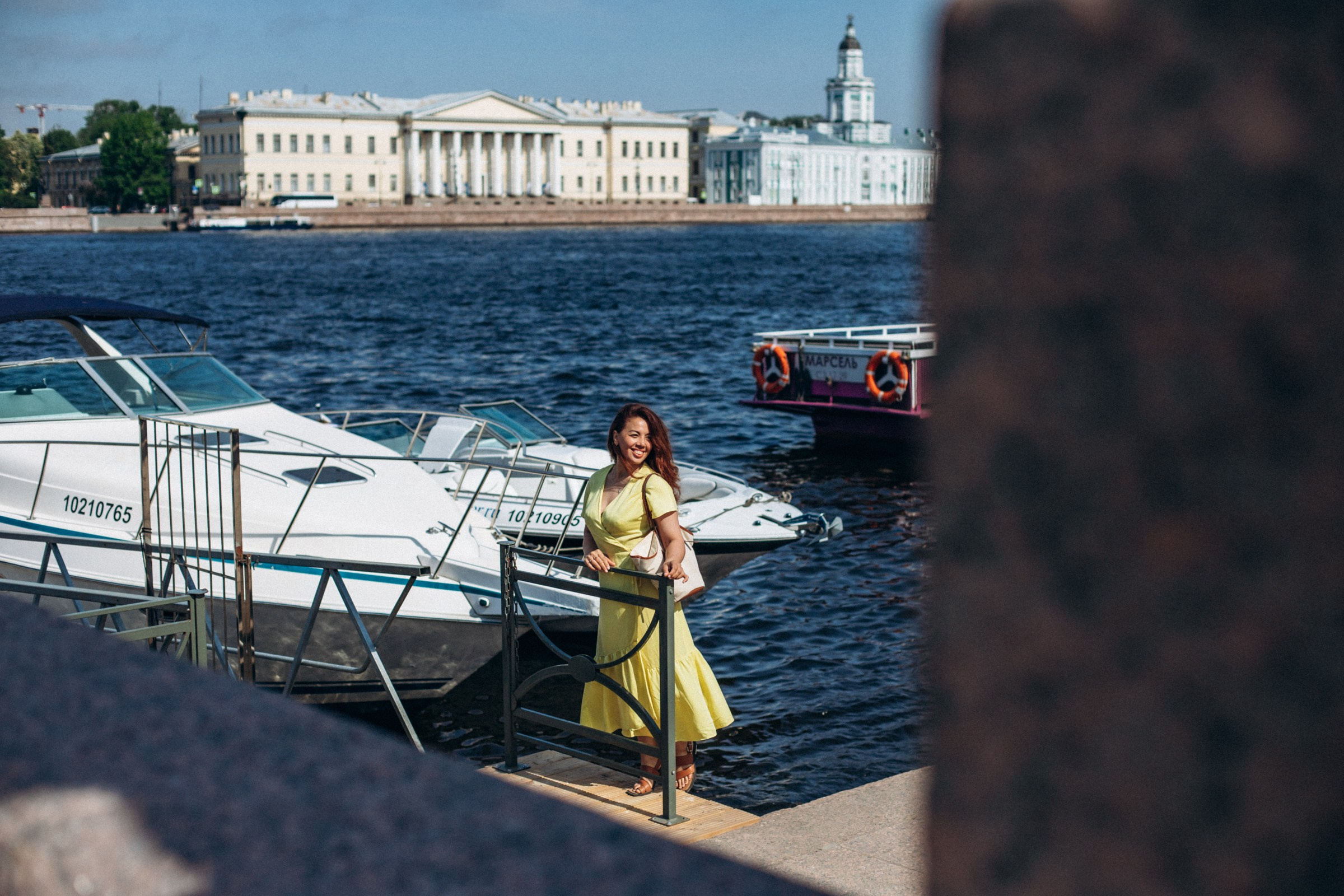 Анастасия в мае. Фотопрогулка в Петербурге. Индивидуальный и семейный фотограф в Санкт-Петербурге