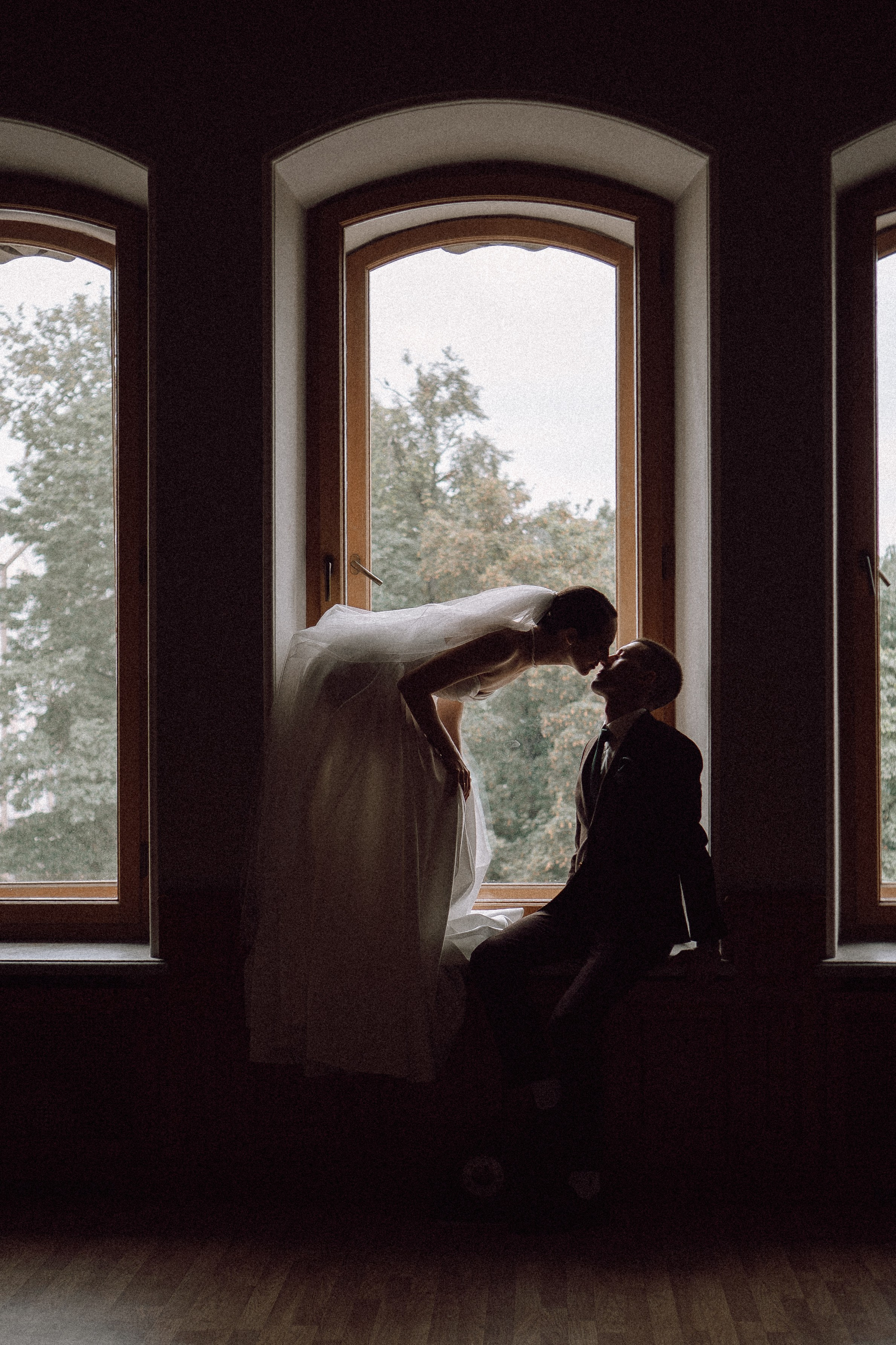 СВАДЕБНАЯ ПРОГУЛКА В САНТК-ПЕТЕРБУРГЕ (ИСАКИЕВСКИЙ СОБОР, ЗИМНЯЯ КАНАВКА, ЭРМИТАЖ И БОЛЬШАЯ МОРСКАЯ УЛИЦА). Профессиональный фотограф, Санкт-Петербург — Виктория Богомолова