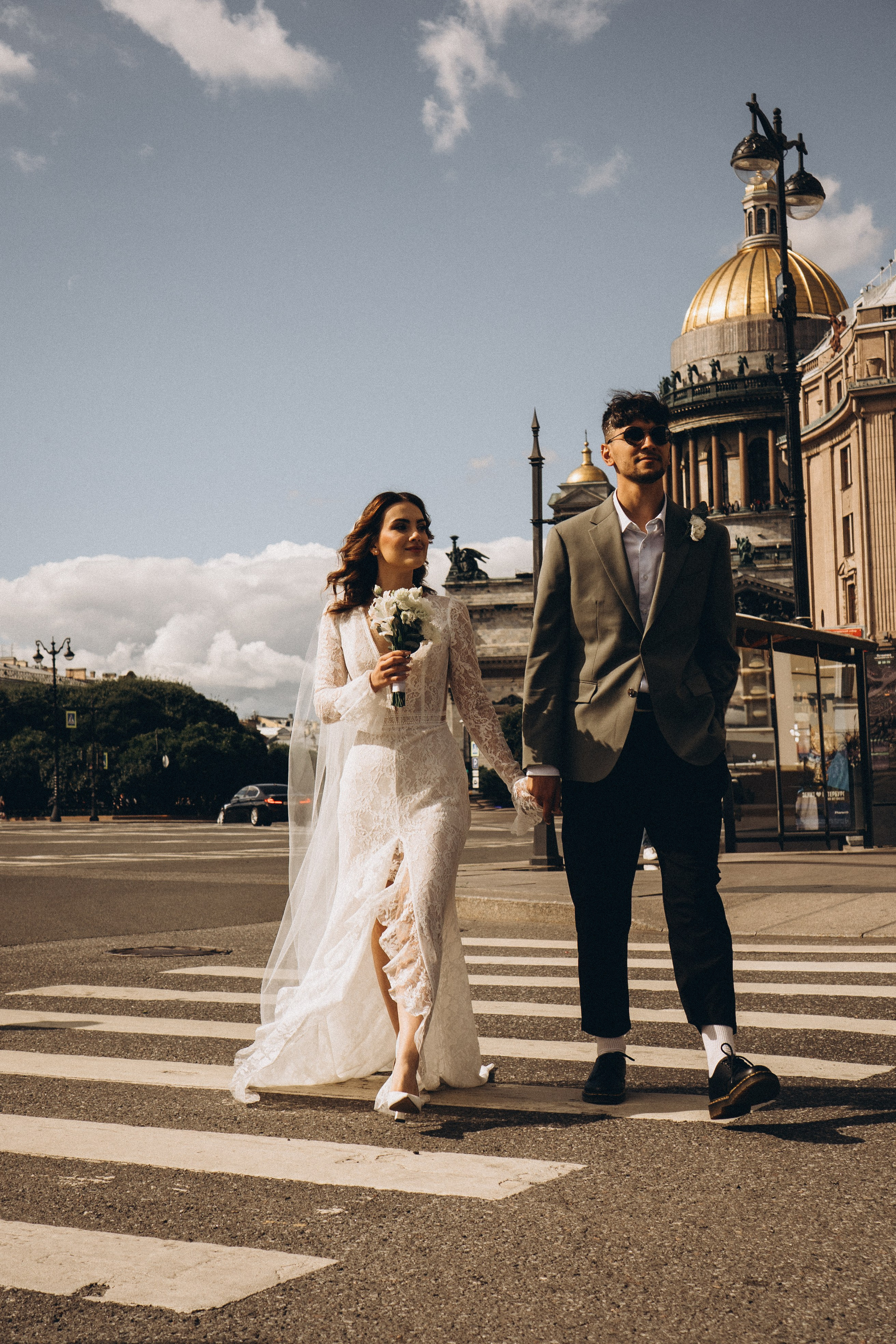 СВАДЕБНАЯ ПРОГУЛКА ВОЗЕ ИСАИКЕВСКОГО СОБОРА АСТОРИИ И ЗАКОНОДАЛЕТНОГО СОБРАНИЯ. Профессиональный фотограф, Санкт-Петербург — Виктория Богомолова