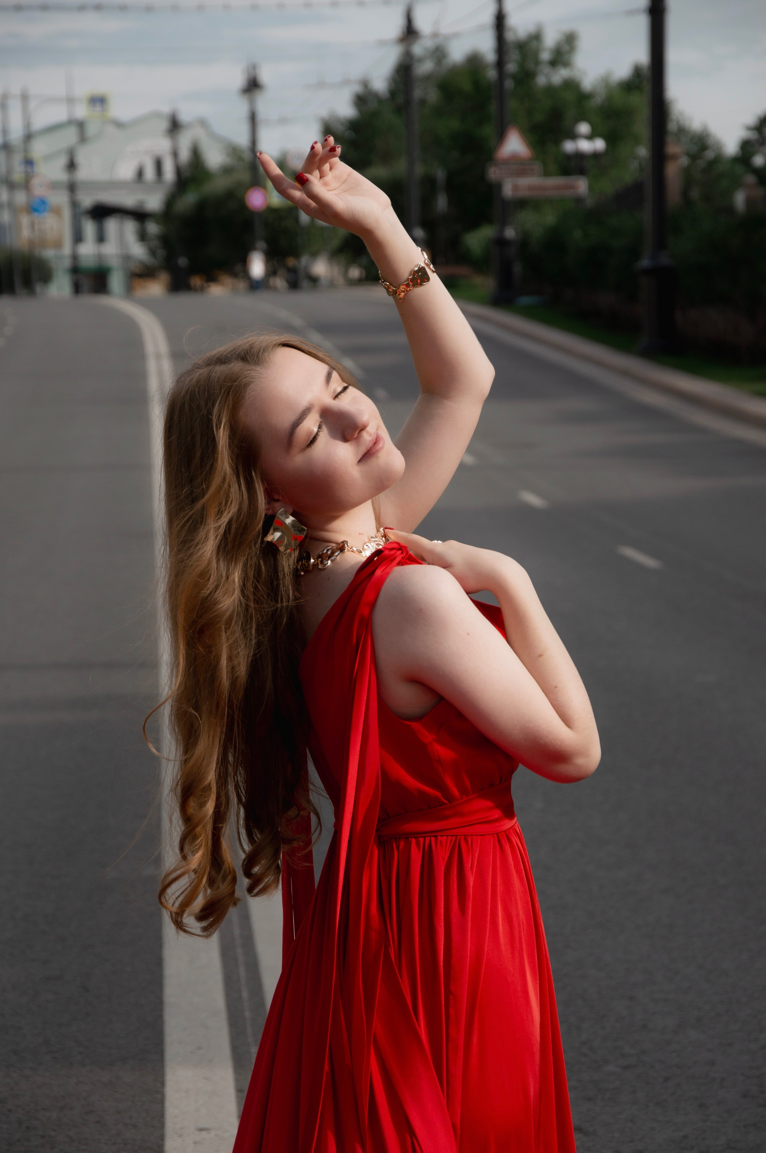 Летящие платья. Мобильный фотограф в Омске