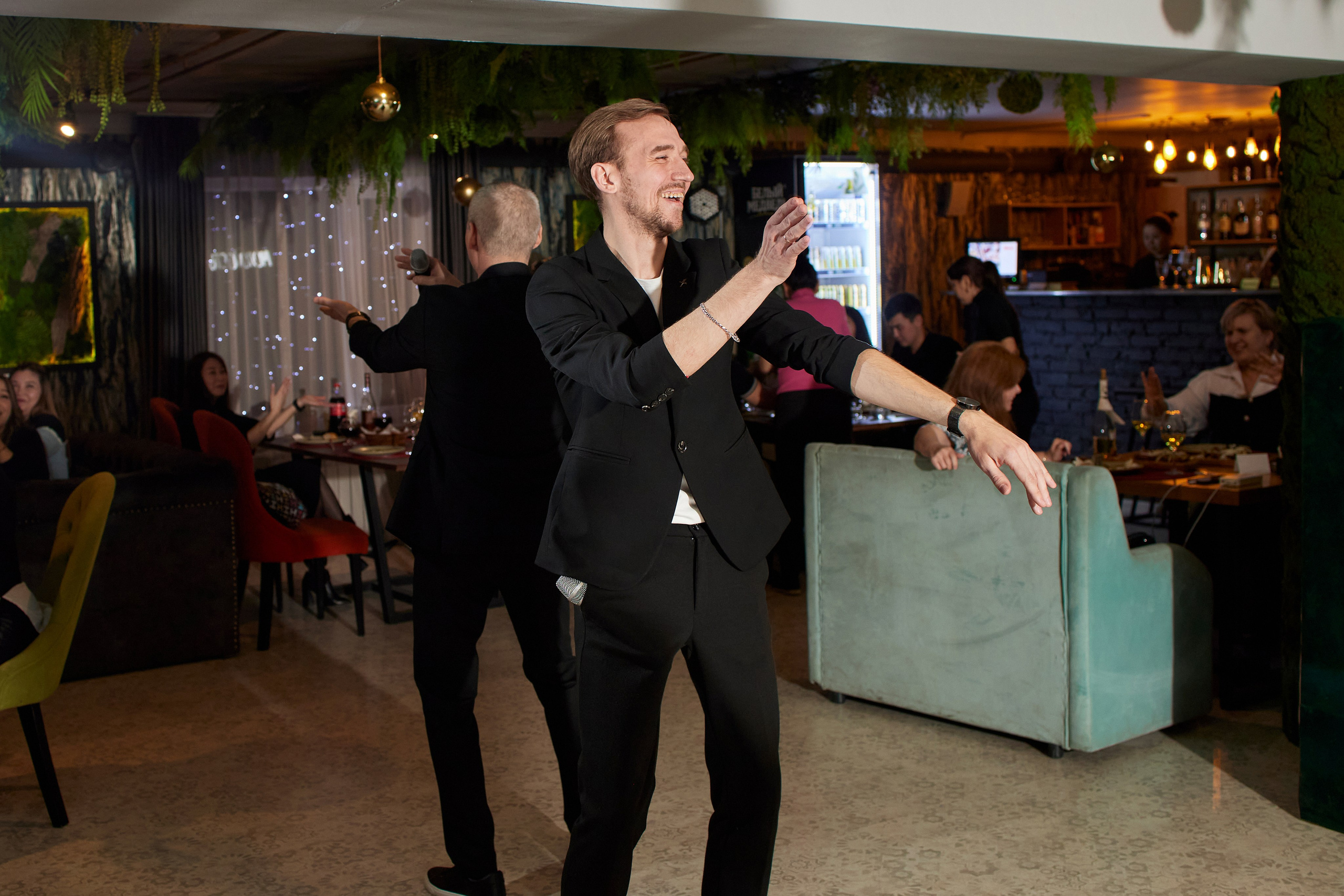 MAXIM & DAMIR | FOREST BAR | 8 МАРТА! 2-й вечер. Главная