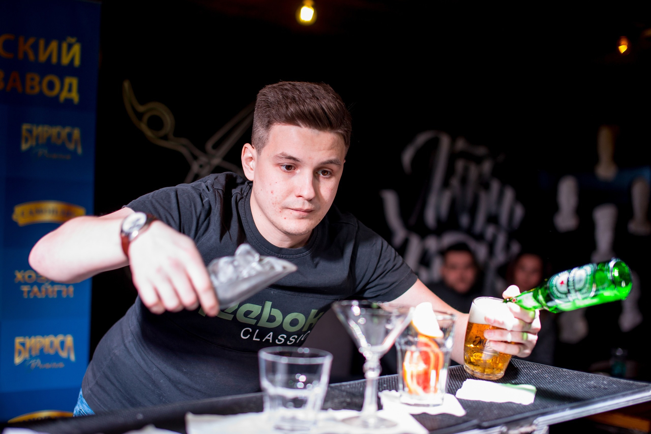 День бармена. Семейный Фотограф в Красноярске Крохалев Сергей